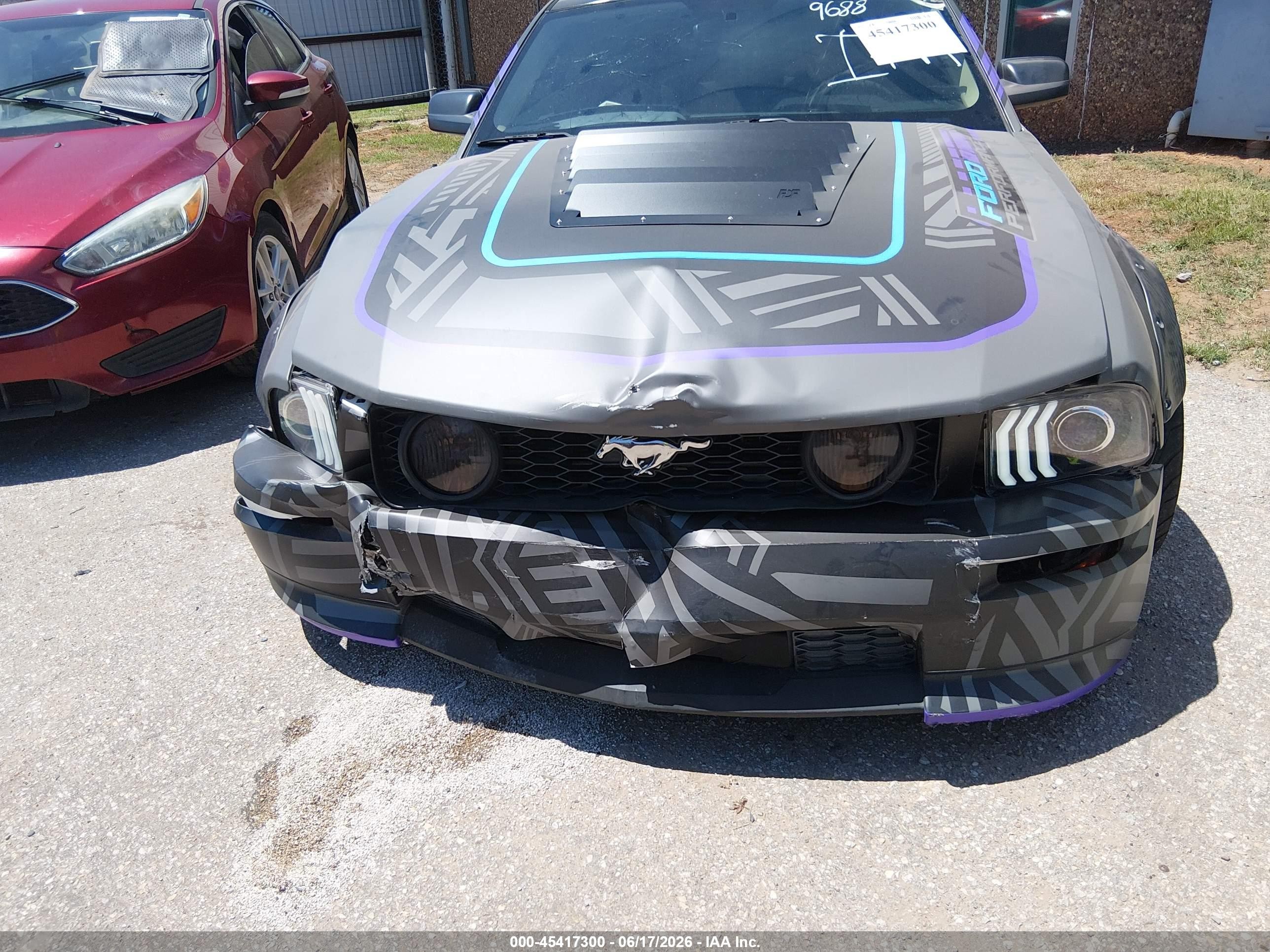 2008 Ford Mustang Gt Deluxe/gt Premium Серый vin: 1ZVHT82H485199688