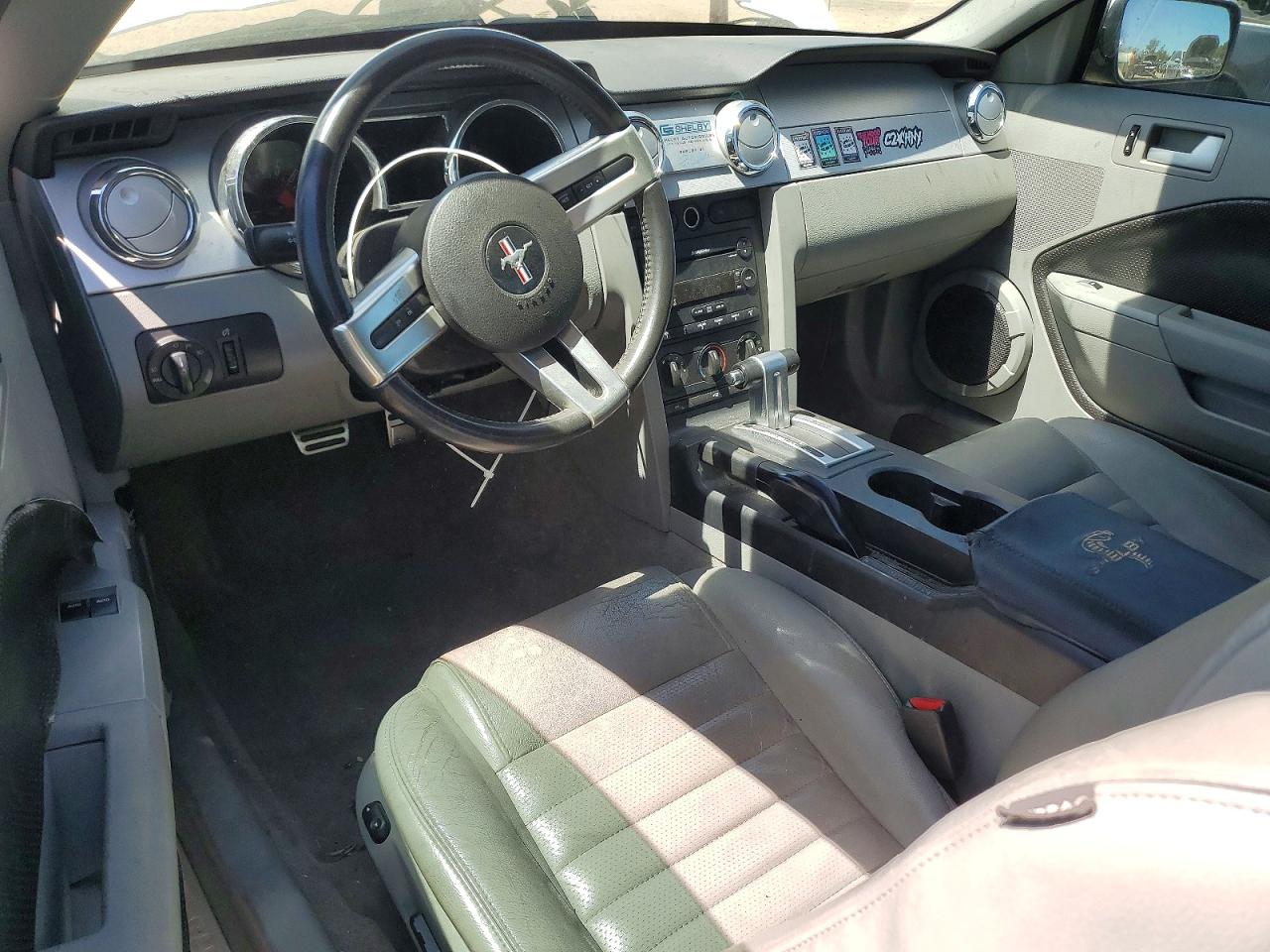 2007 Ford Mustang Gt Белый vin: 1ZVHT82H575302213