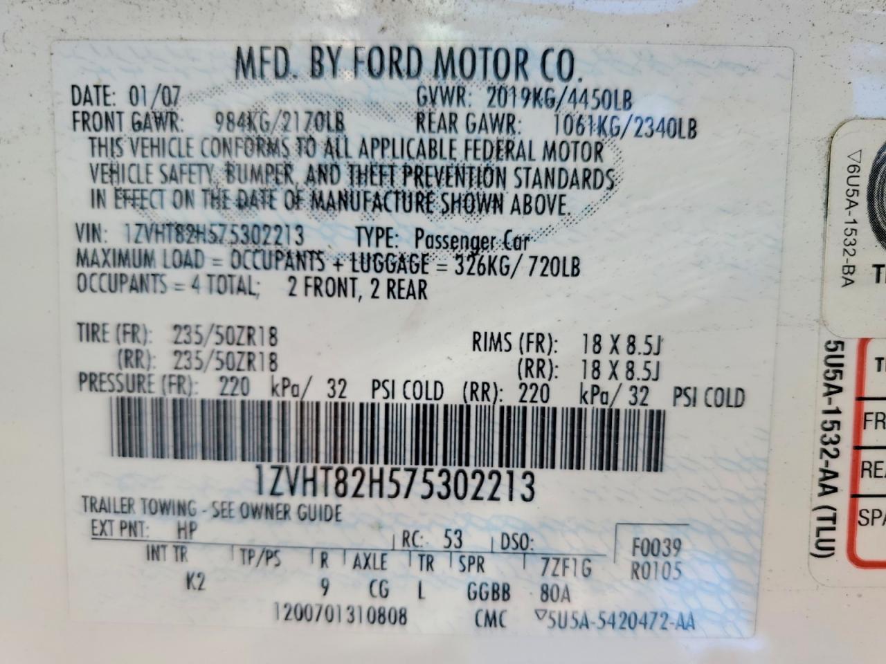 2007 Ford Mustang Gt Белый vin: 1ZVHT82H575302213