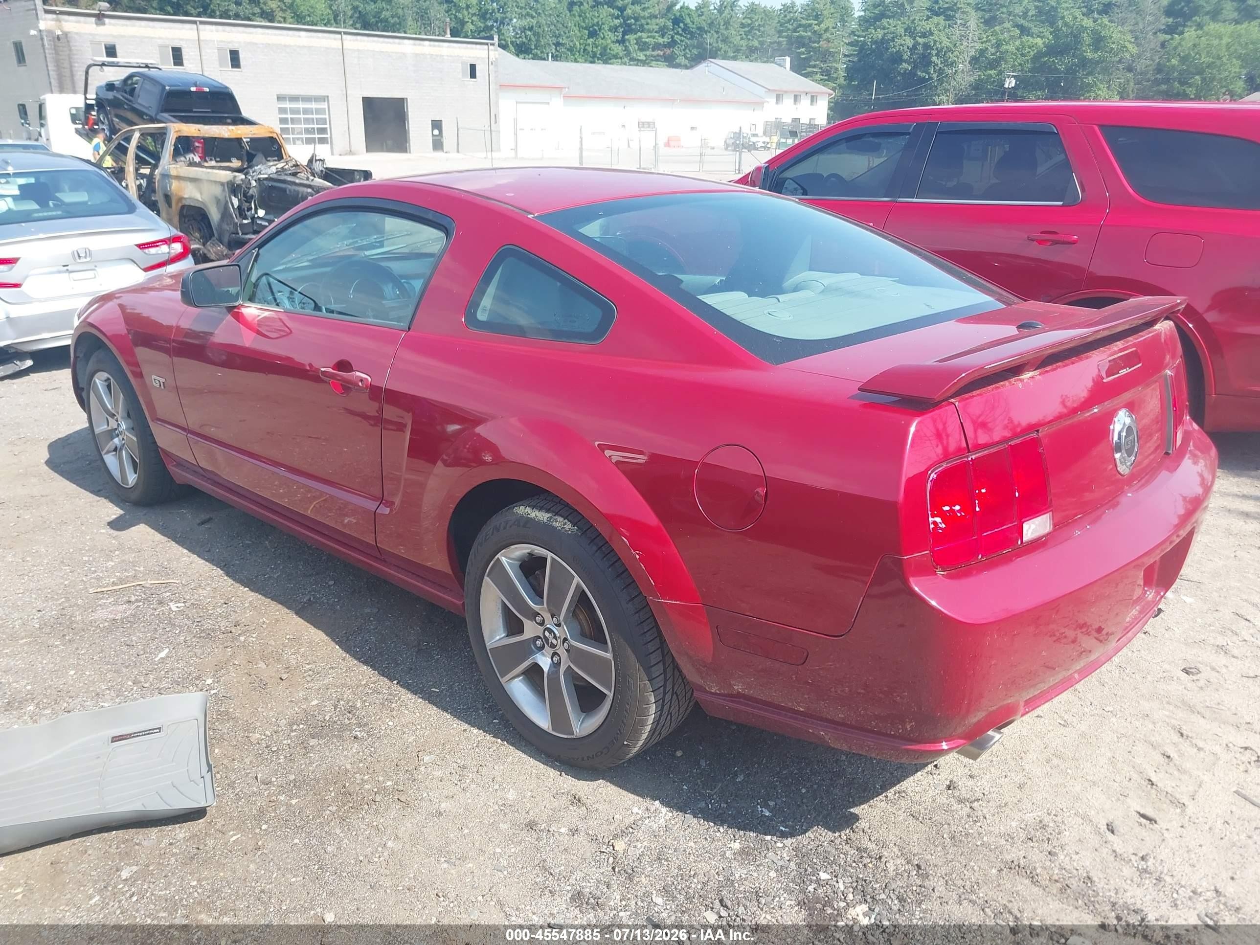 2008 Ford Mustang Gt Deluxe/gt Premium Red vin: 1ZVHT82H585125549