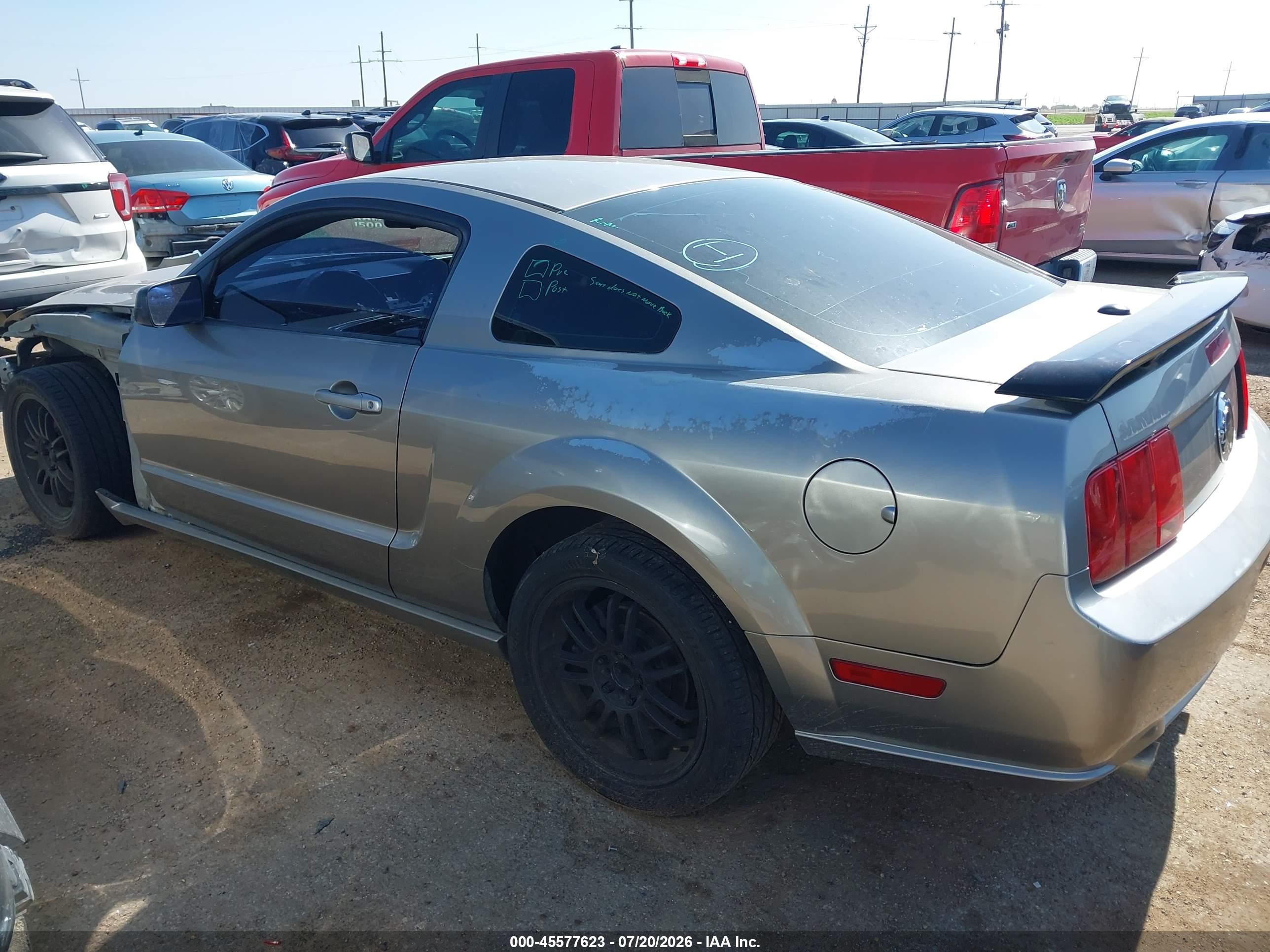 2008 Ford Mustang Gt Deluxe/gt Premium Gray vin: 1ZVHT82H585163072