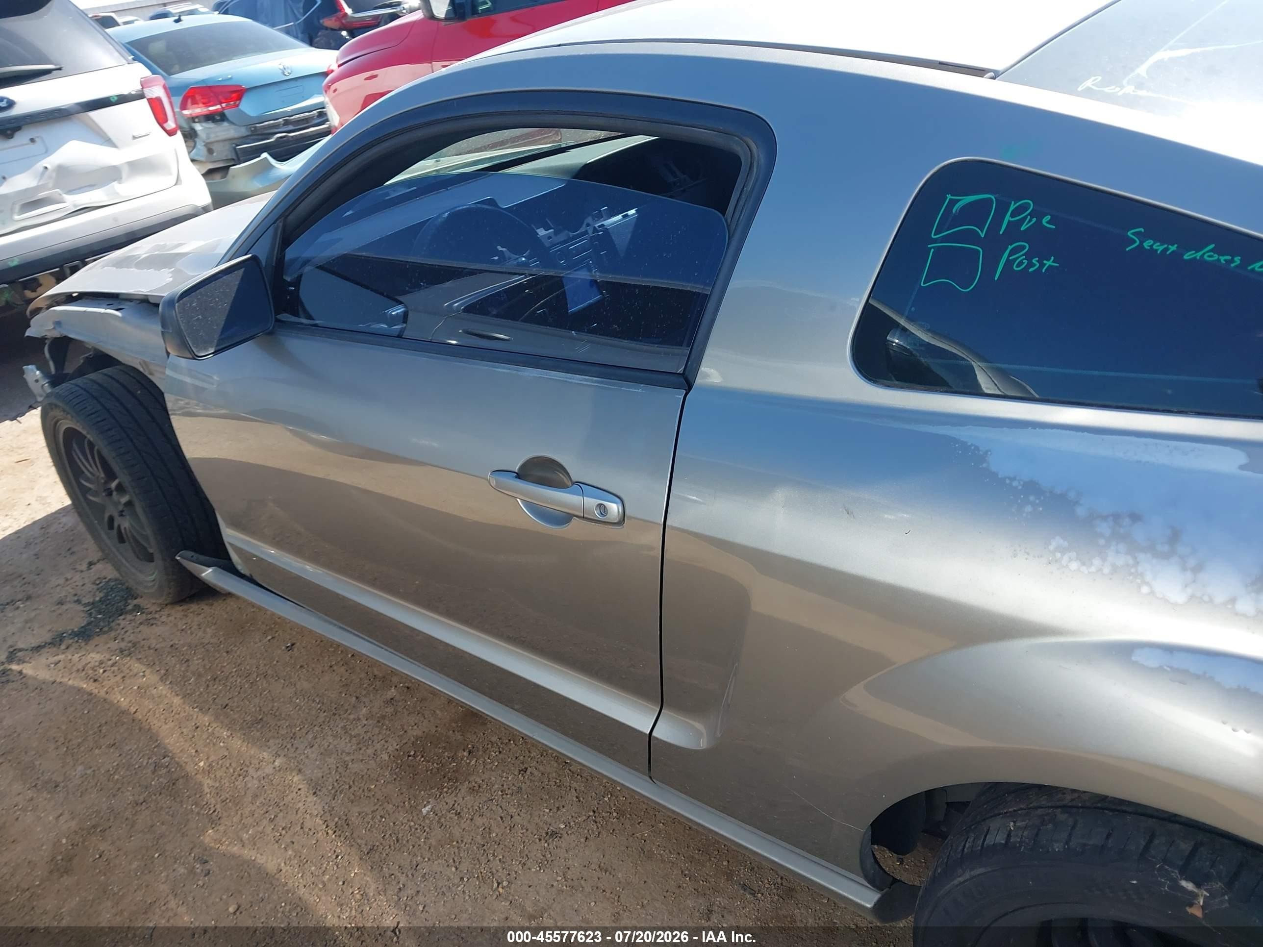 2008 Ford Mustang Gt Deluxe/gt Premium Gray vin: 1ZVHT82H585163072
