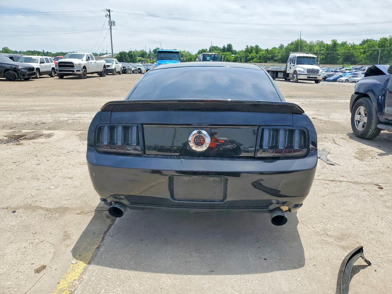 2005 Ford Mustang Gt Black vin: 1ZVHT82H655221900