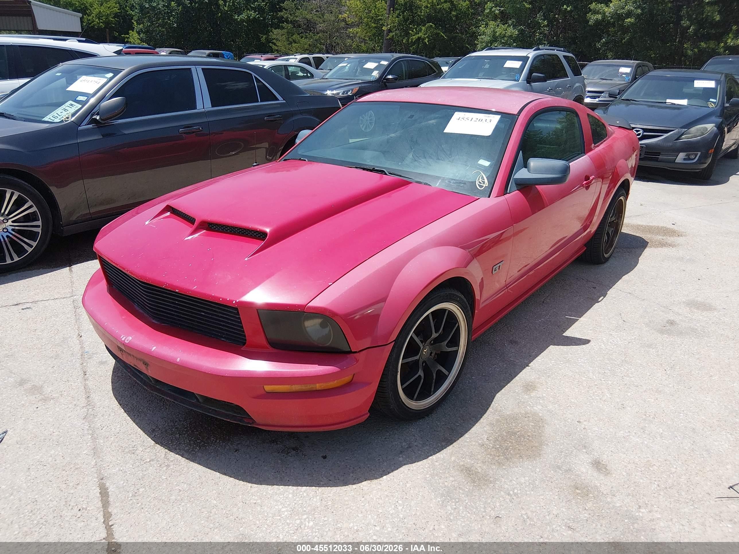 2006 Ford Mustang Gt Red vin: 1ZVHT82H665108630
