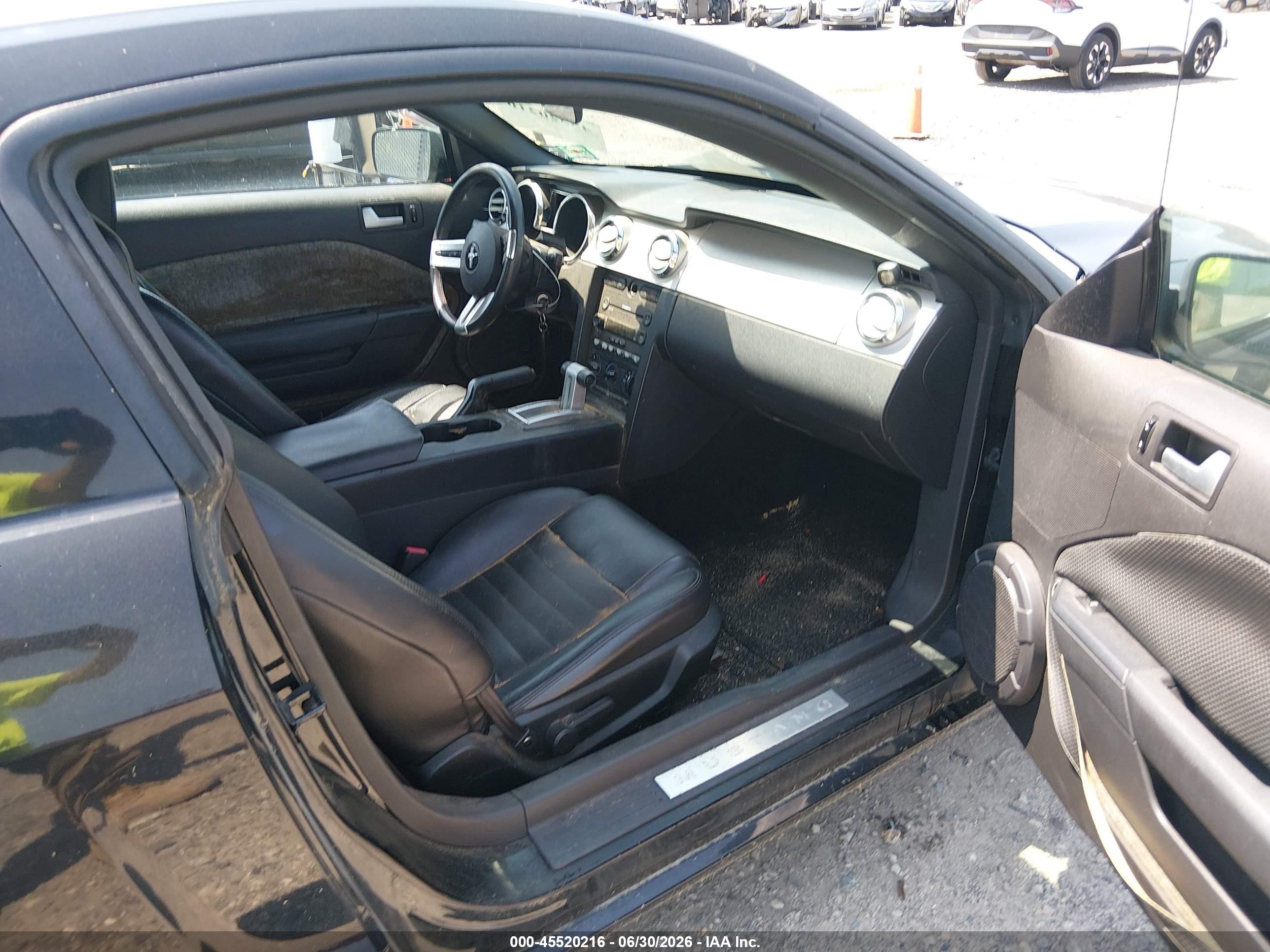 2006 Ford Mustang Gt Black vin: 1ZVHT82H665116064