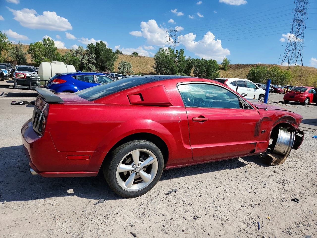 2009 Ford Mustang Gt Red vin: 1ZVHT82H695142510