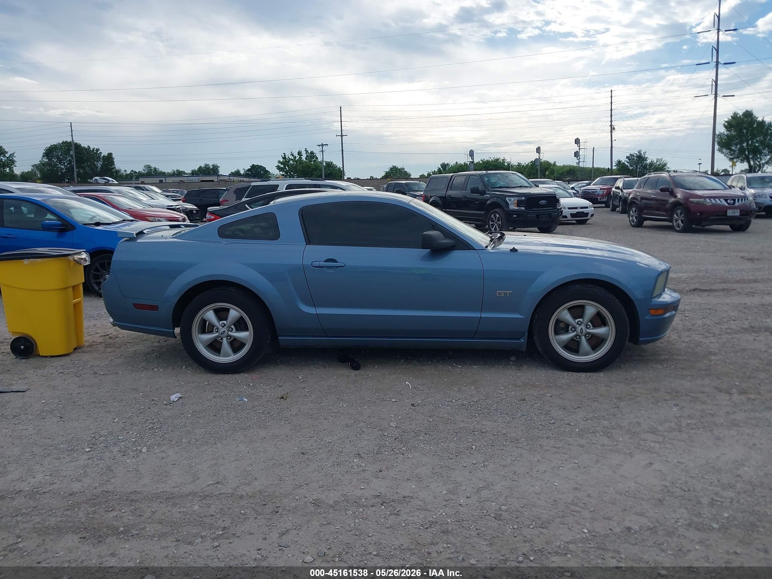 2007 Ford Mustang Gt Deluxe/gt Premium Blue vin: 1ZVHT82H775223240