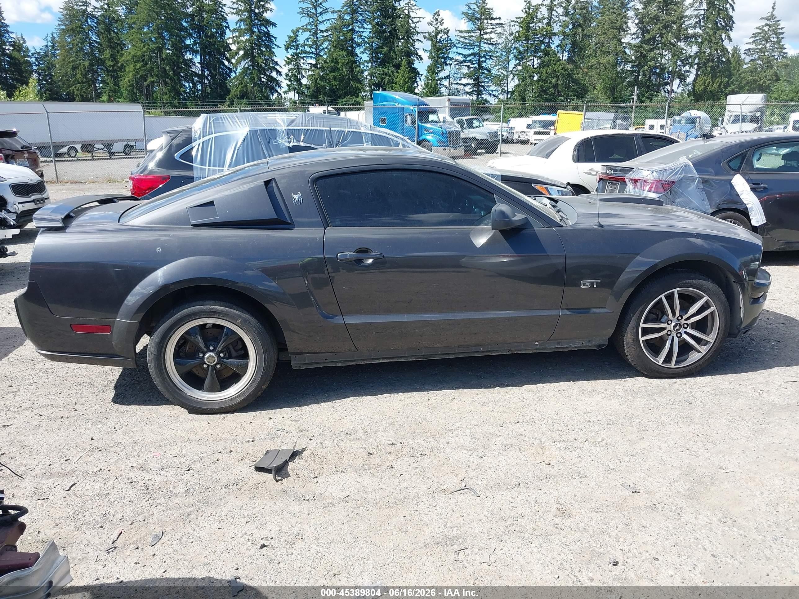 2007 Ford Mustang Gt Deluxe/gt Premium Gray vin: 1ZVHT82H775238174