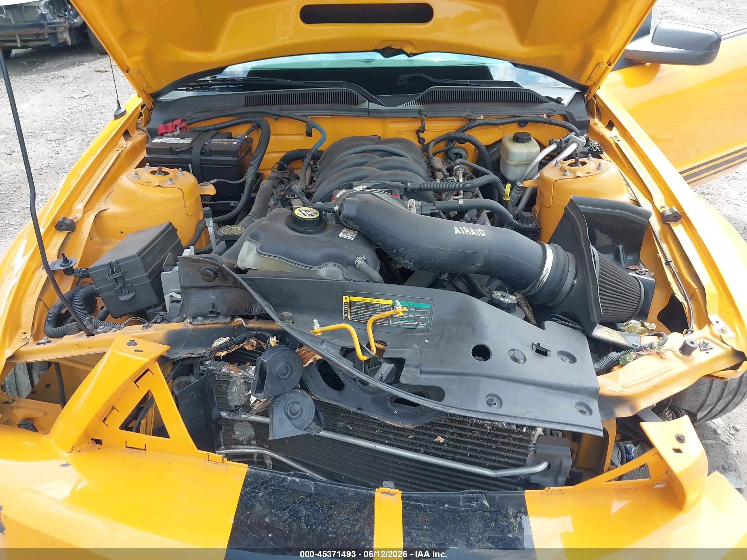 2007 Ford Mustang Gt Deluxe/gt Premium Yellow vin: 1ZVHT82H775268193