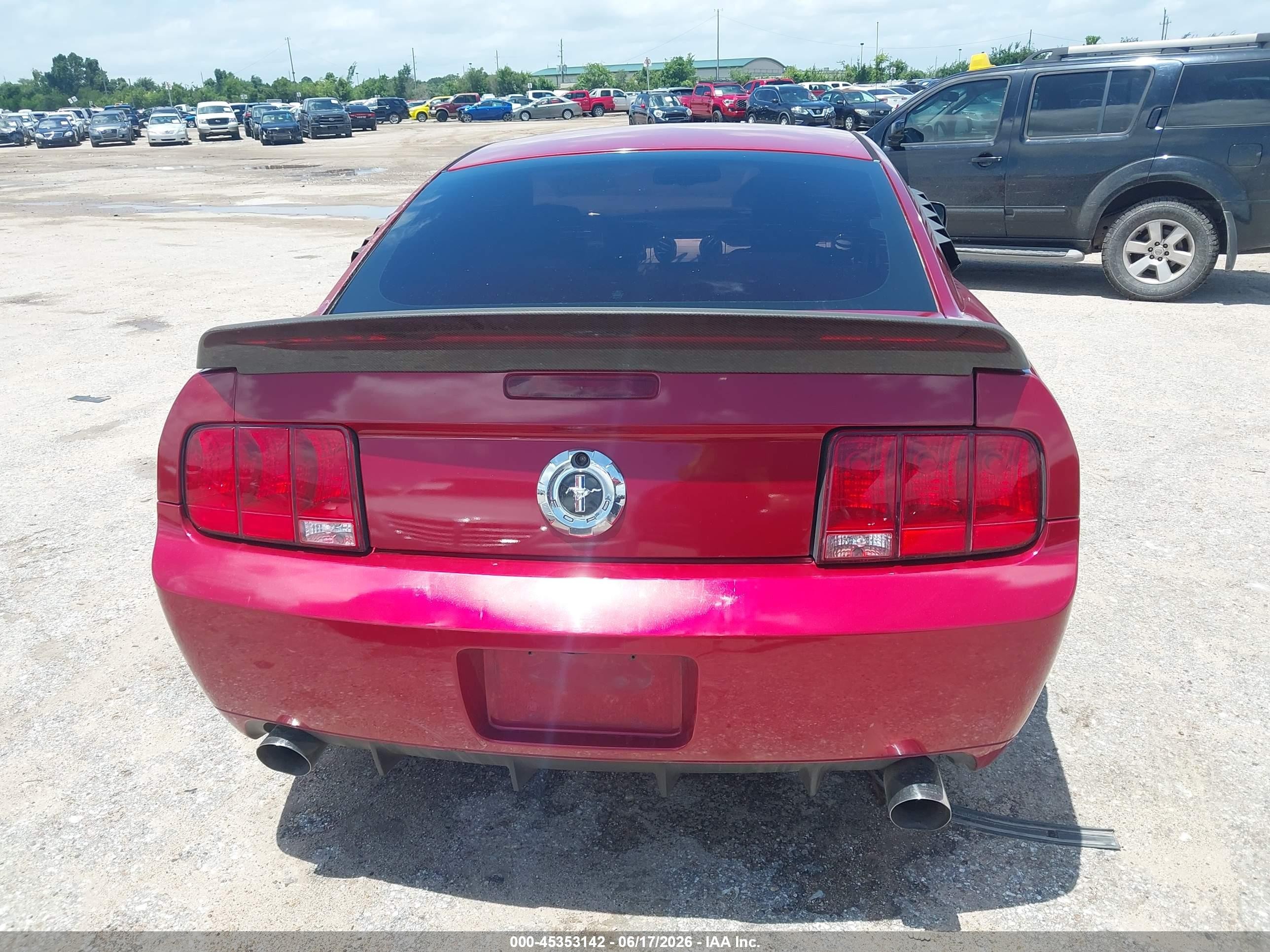 2008 Ford Mustang Gt Deluxe/gt Premium Red vin: 1ZVHT82H785110602