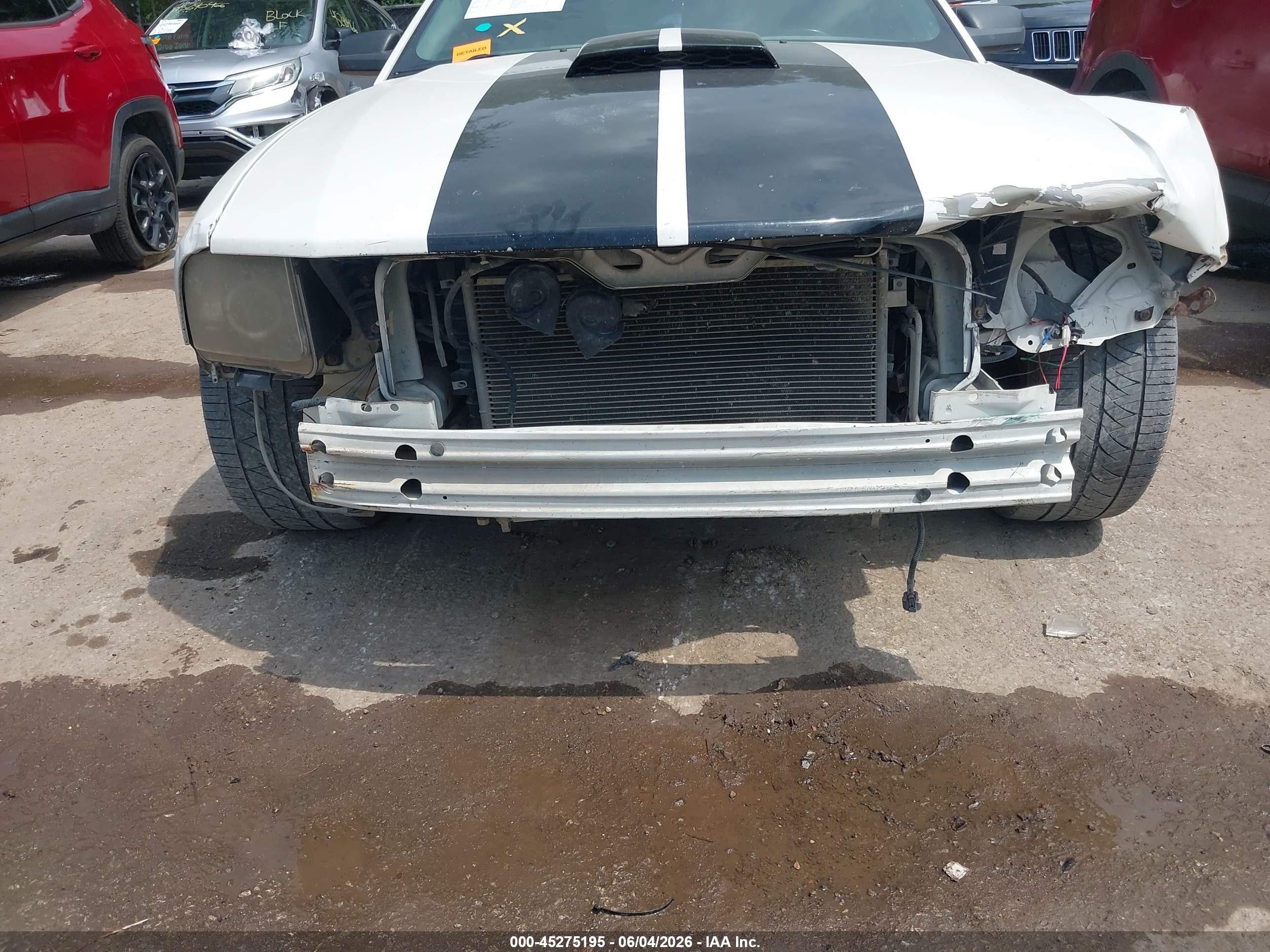 2008 Ford Mustang Gt Deluxe/gt Premium White vin: 1ZVHT82H785178124