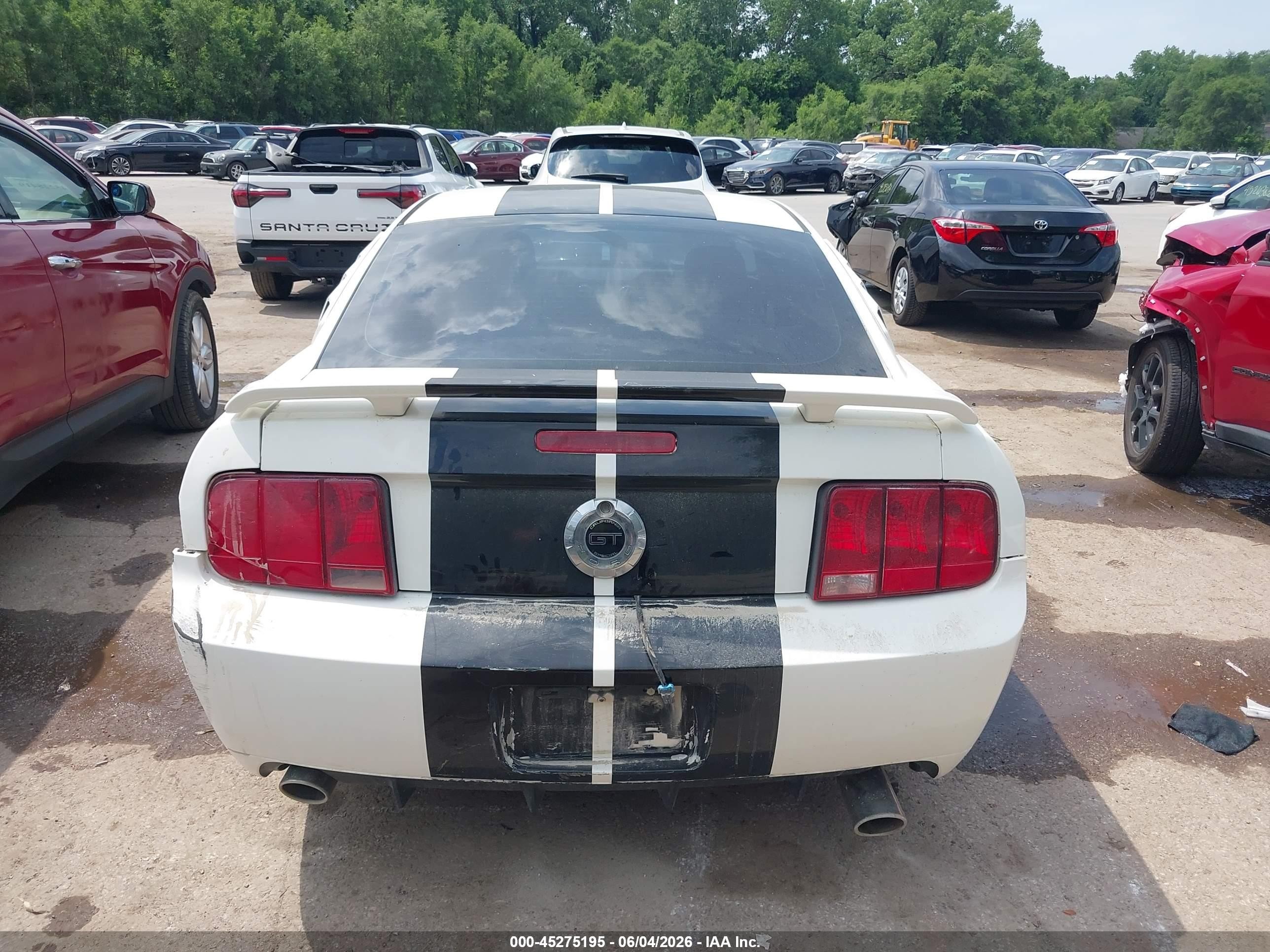 2008 Ford Mustang Gt Deluxe/gt Premium White vin: 1ZVHT82H785178124