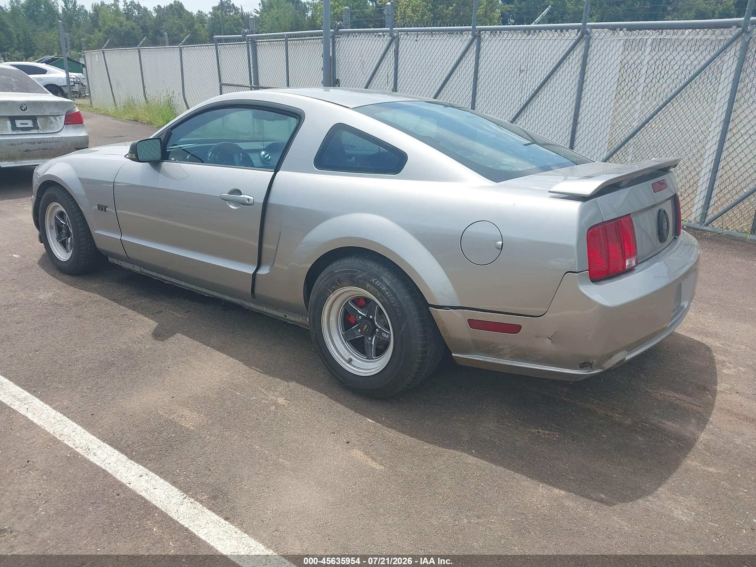 2008 Ford Mustang Gt Deluxe/gt Premium Gray vin: 1ZVHT82H785186045