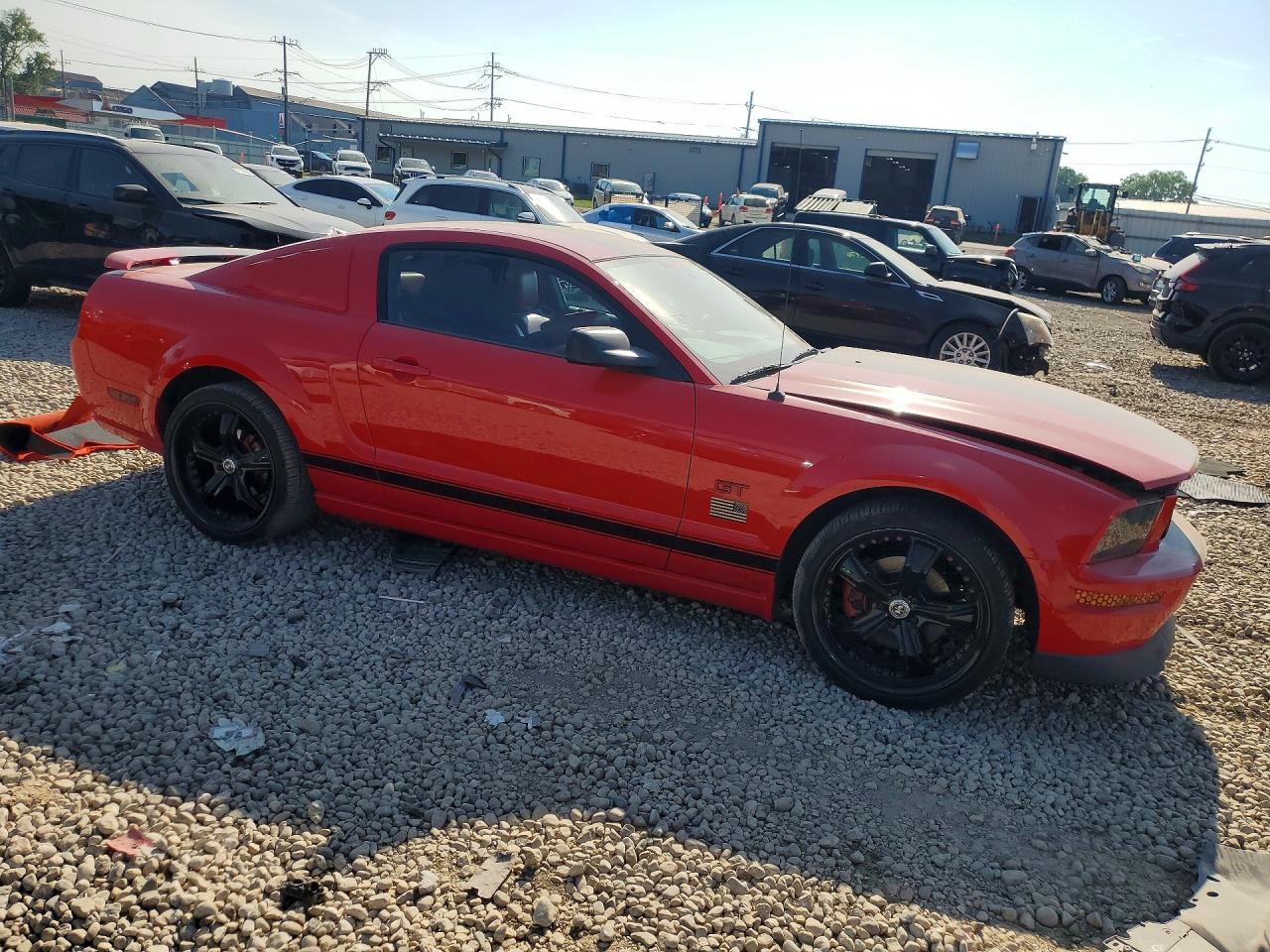 2006 Ford Mustang Gt Red vin: 1ZVHT82H865262000