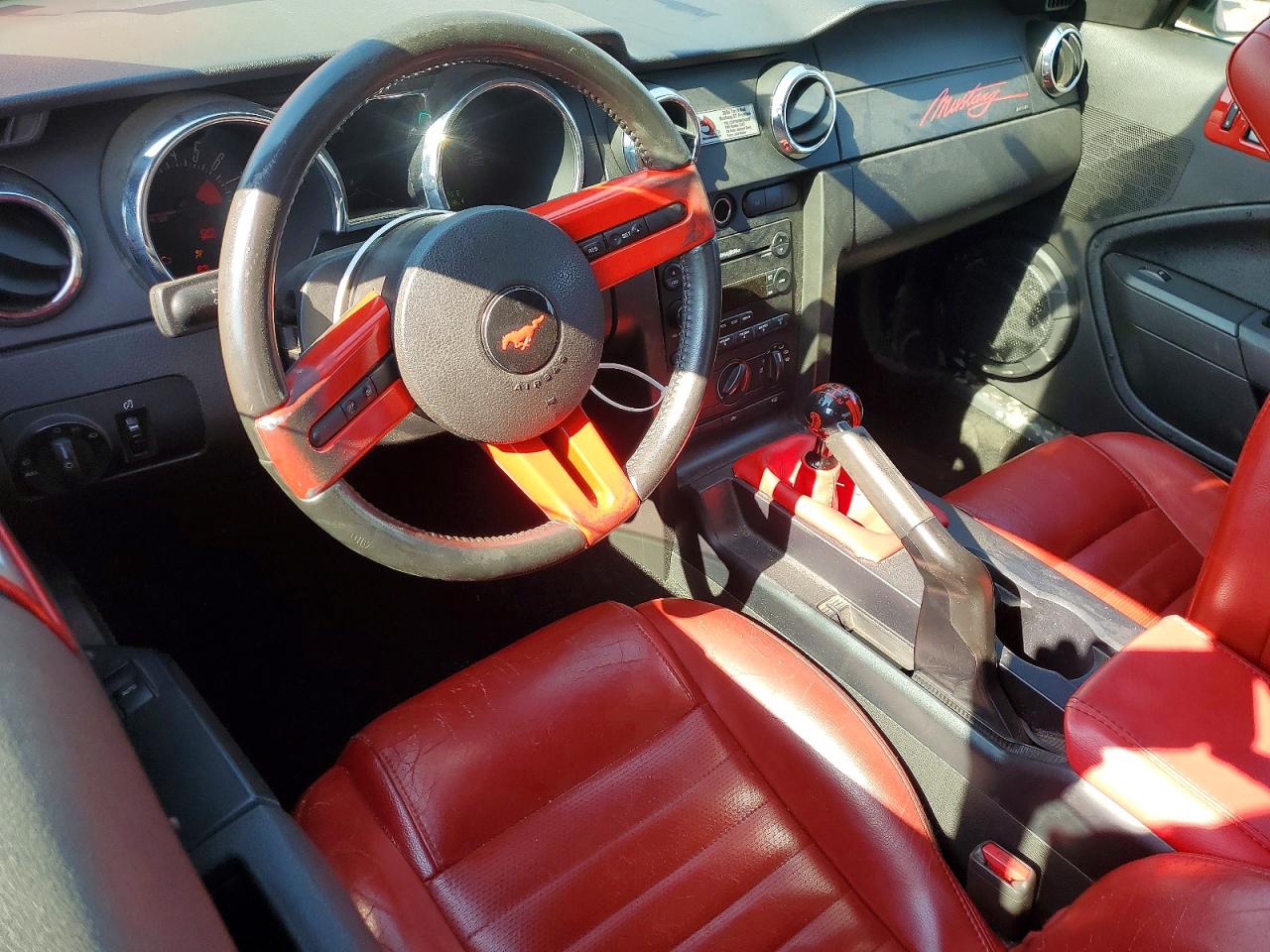 2006 Ford Mustang Gt Red vin: 1ZVHT82H865262000