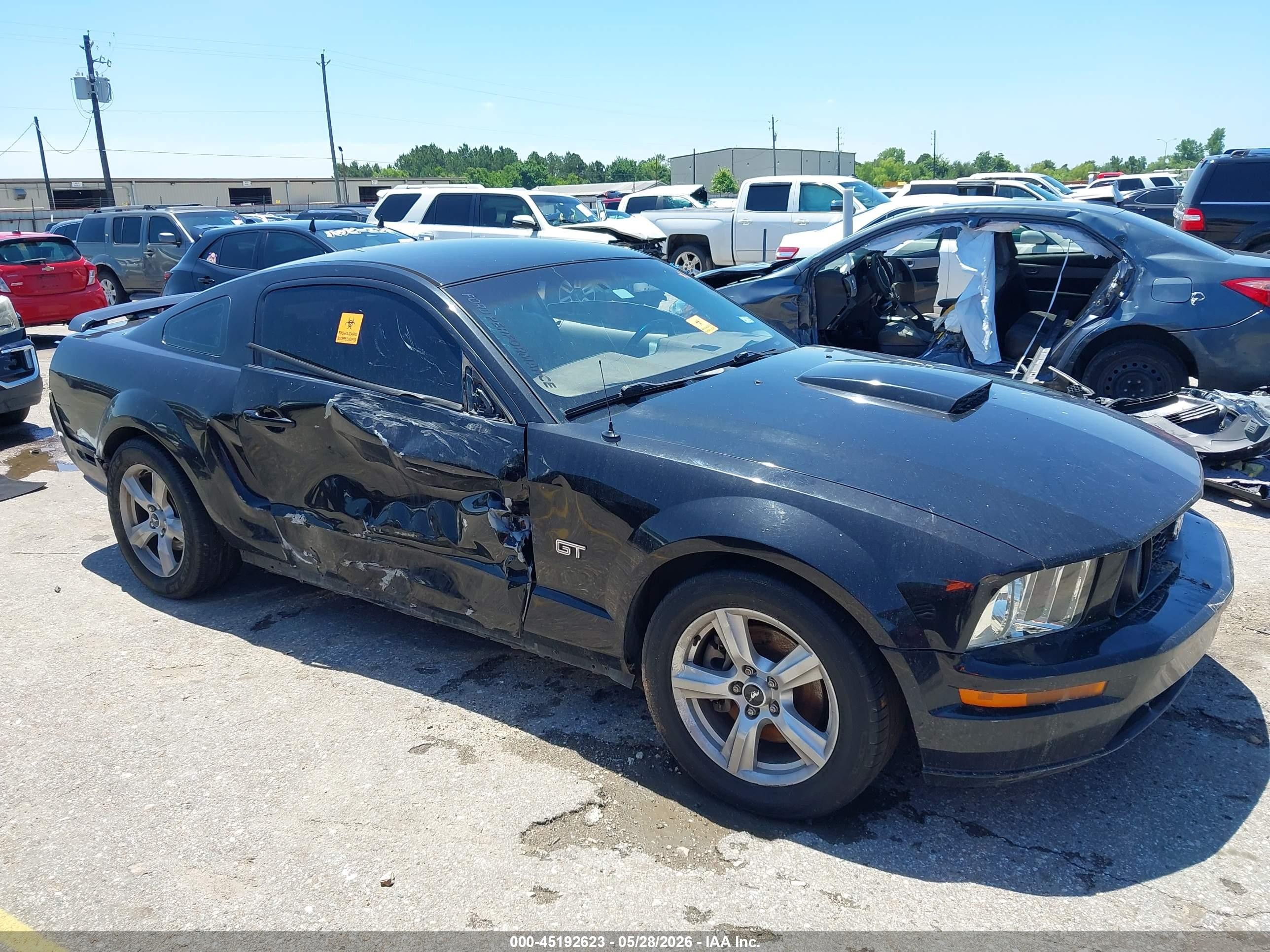 2007 Ford Mustang Gt Deluxe/gt Premium Black vin: 1ZVHT82H875274911