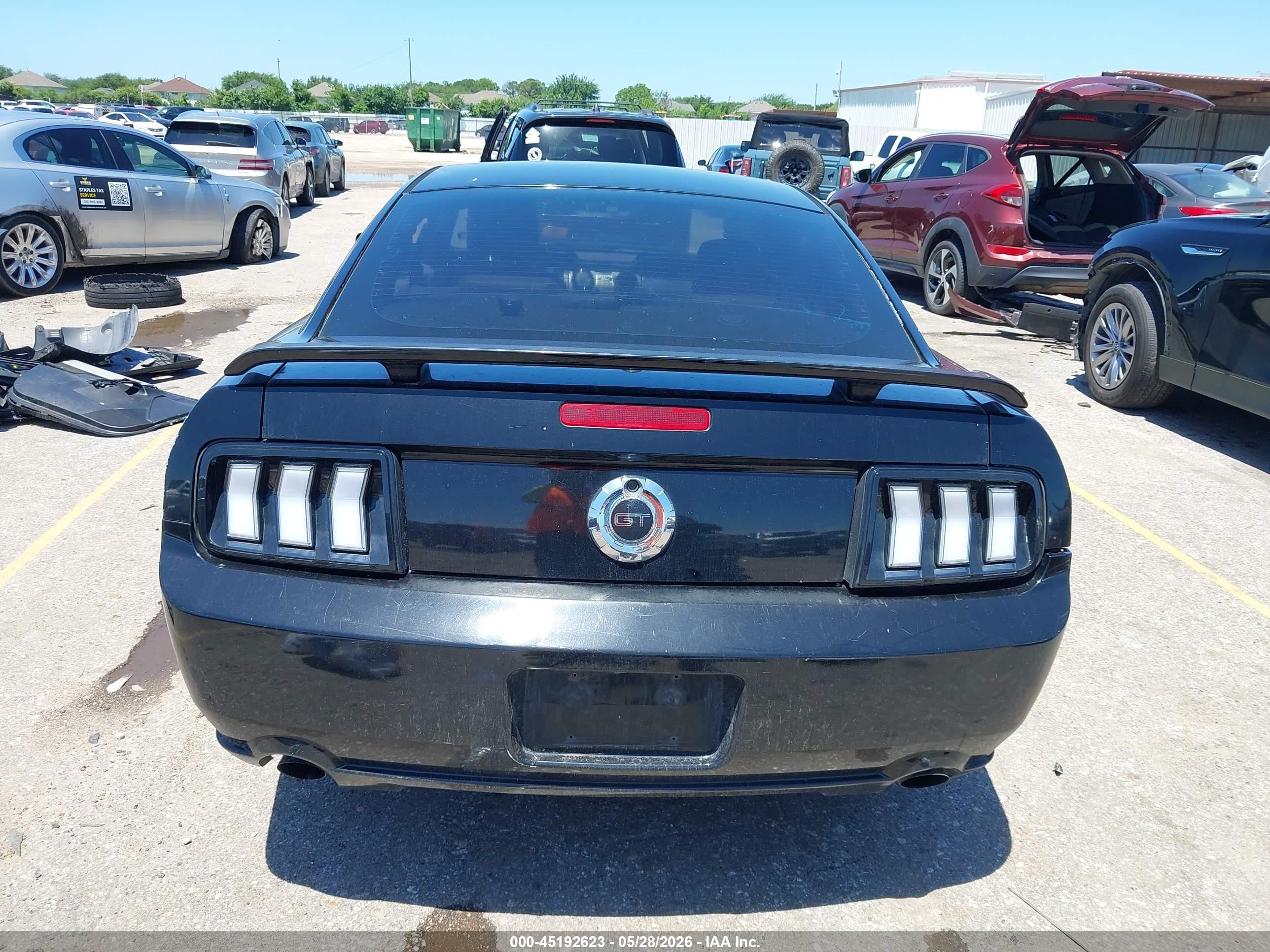 2007 Ford Mustang Gt Deluxe/gt Premium Black vin: 1ZVHT82H875274911