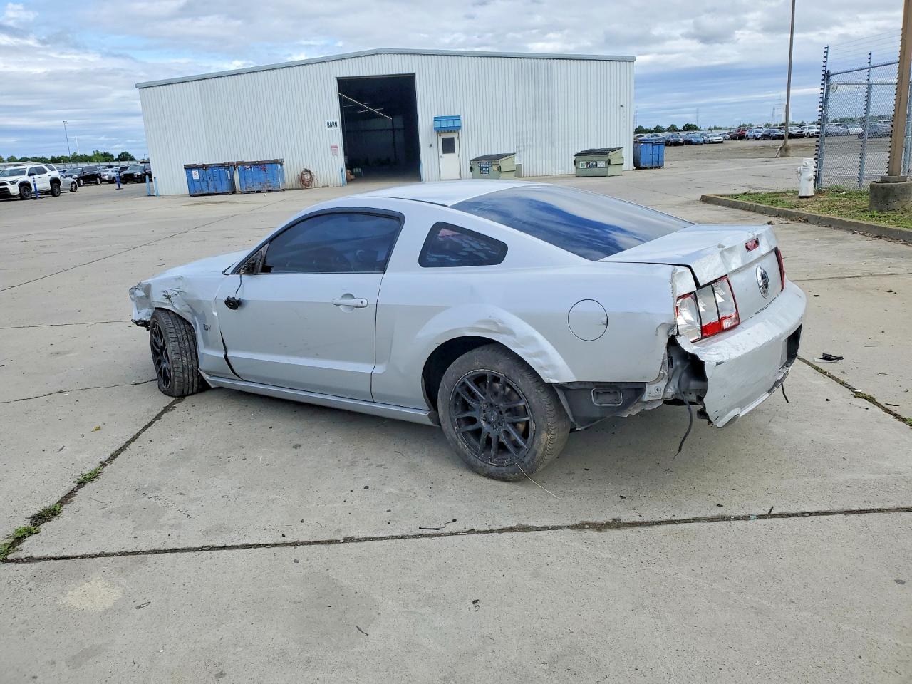2008 Ford Mustang Gt Silver vin: 1ZVHT82H885118160