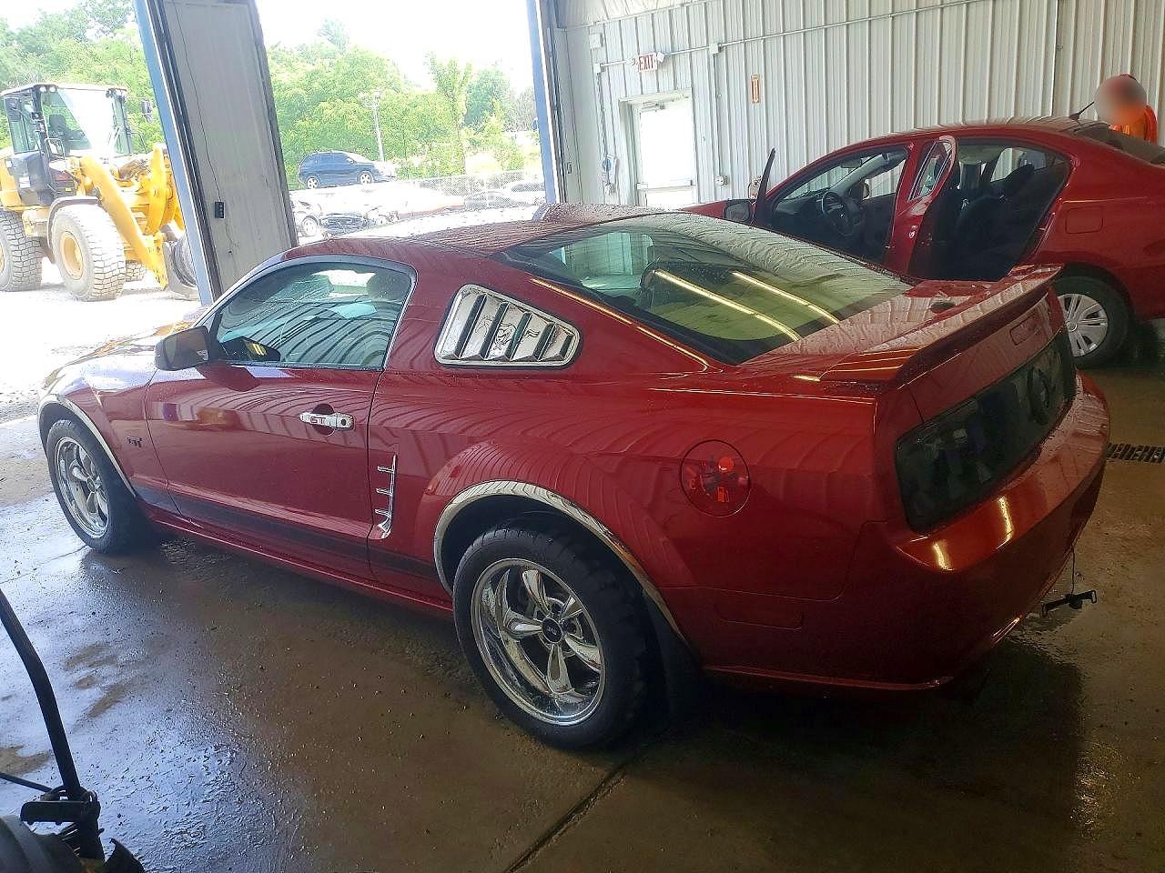 2008 Ford Mustang Gt Red vin: 1ZVHT82H885138926