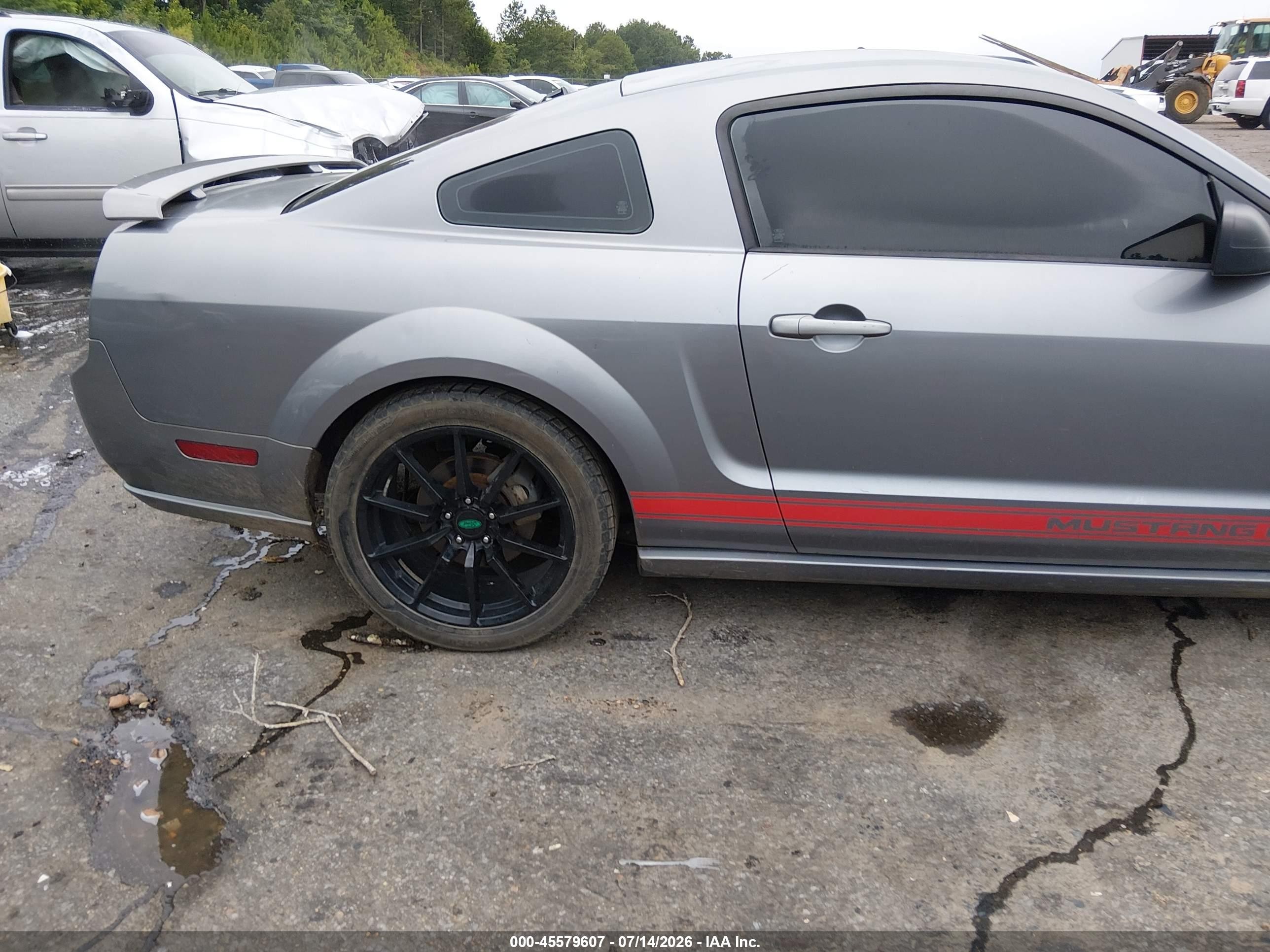 2007 Ford Mustang Gt Deluxe/gt Premium Gray vin: 1ZVHT82H975196039