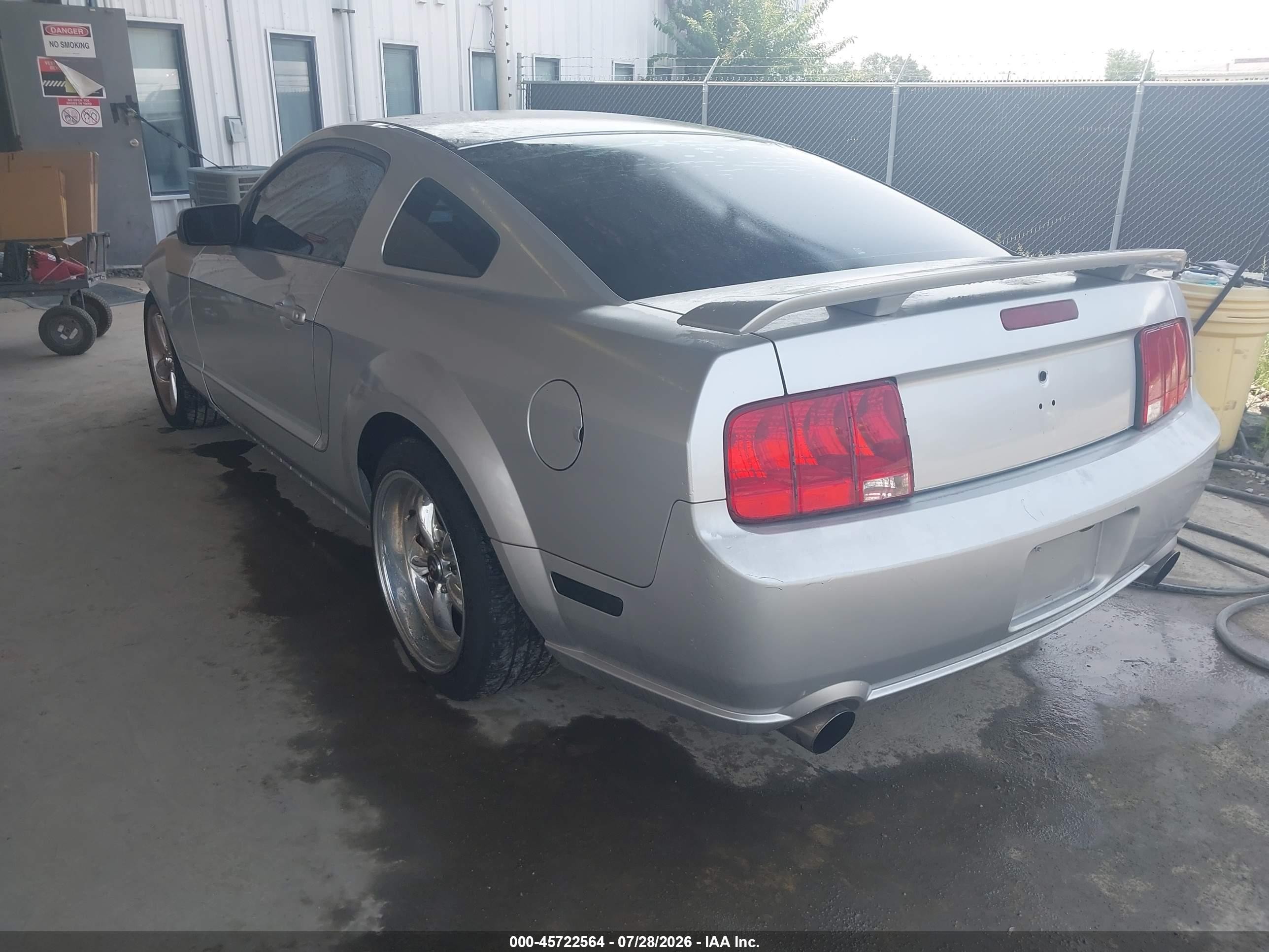 2009 Ford Mustang Gt Premium Silver vin: 1ZVHT82H995116676