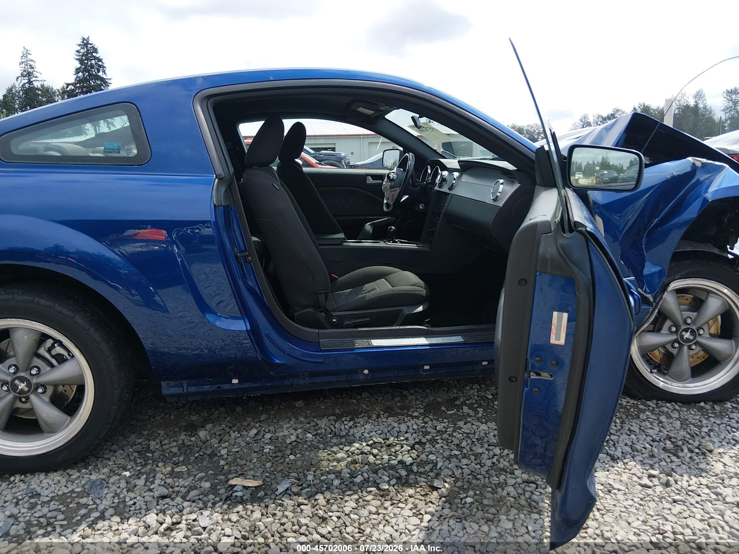 2006 Ford Mustang Gt Blue vin: 1ZVHT82HX65167566