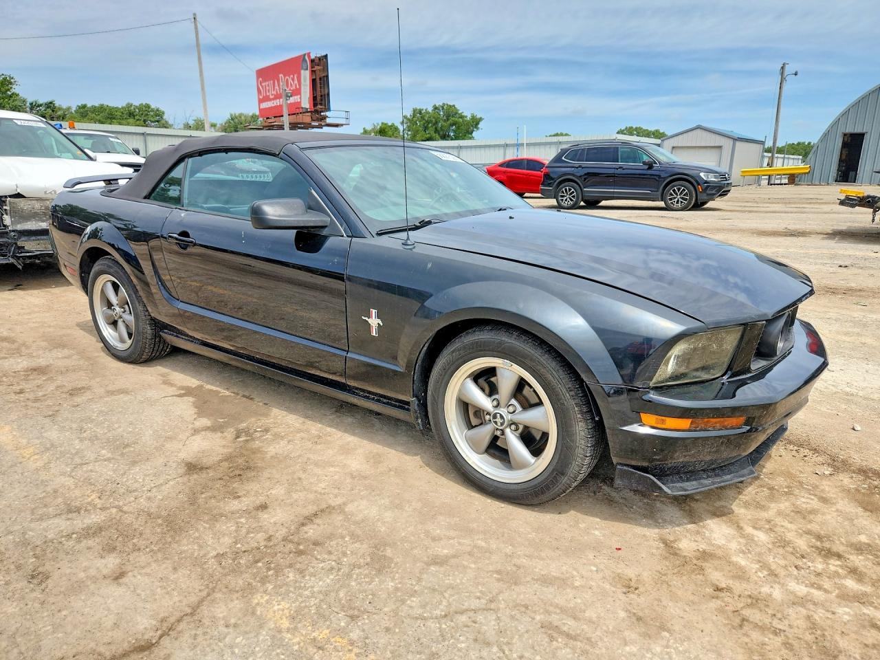 2006 Ford Mustang Black vin: 1ZVHT84N065142534