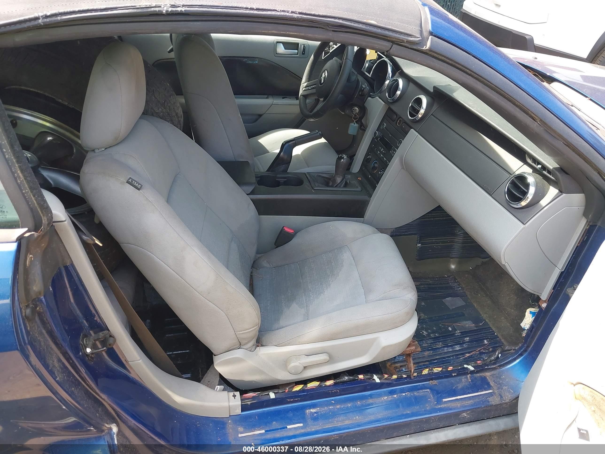 2009 Ford Mustang V6 Blue vin: 1ZVHT84N095131053