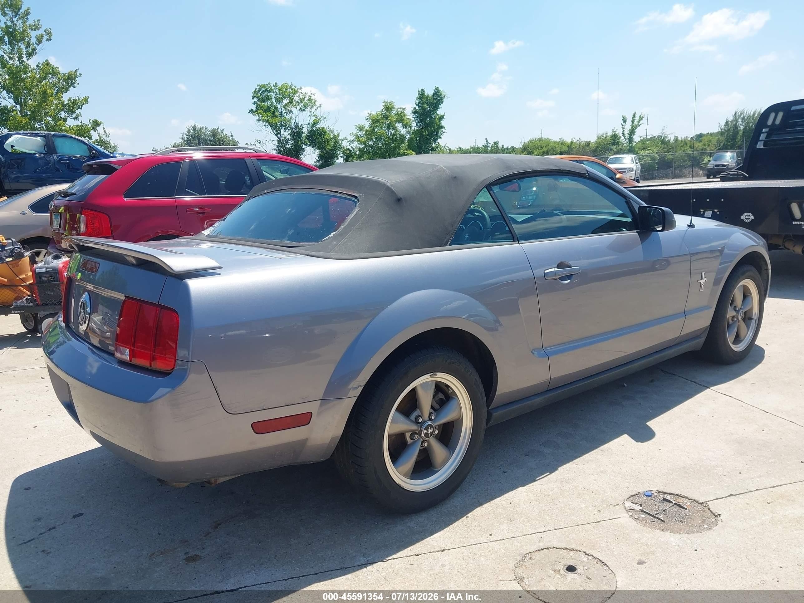 2006 Ford Mustang V6 Gray vin: 1ZVHT84N165219928