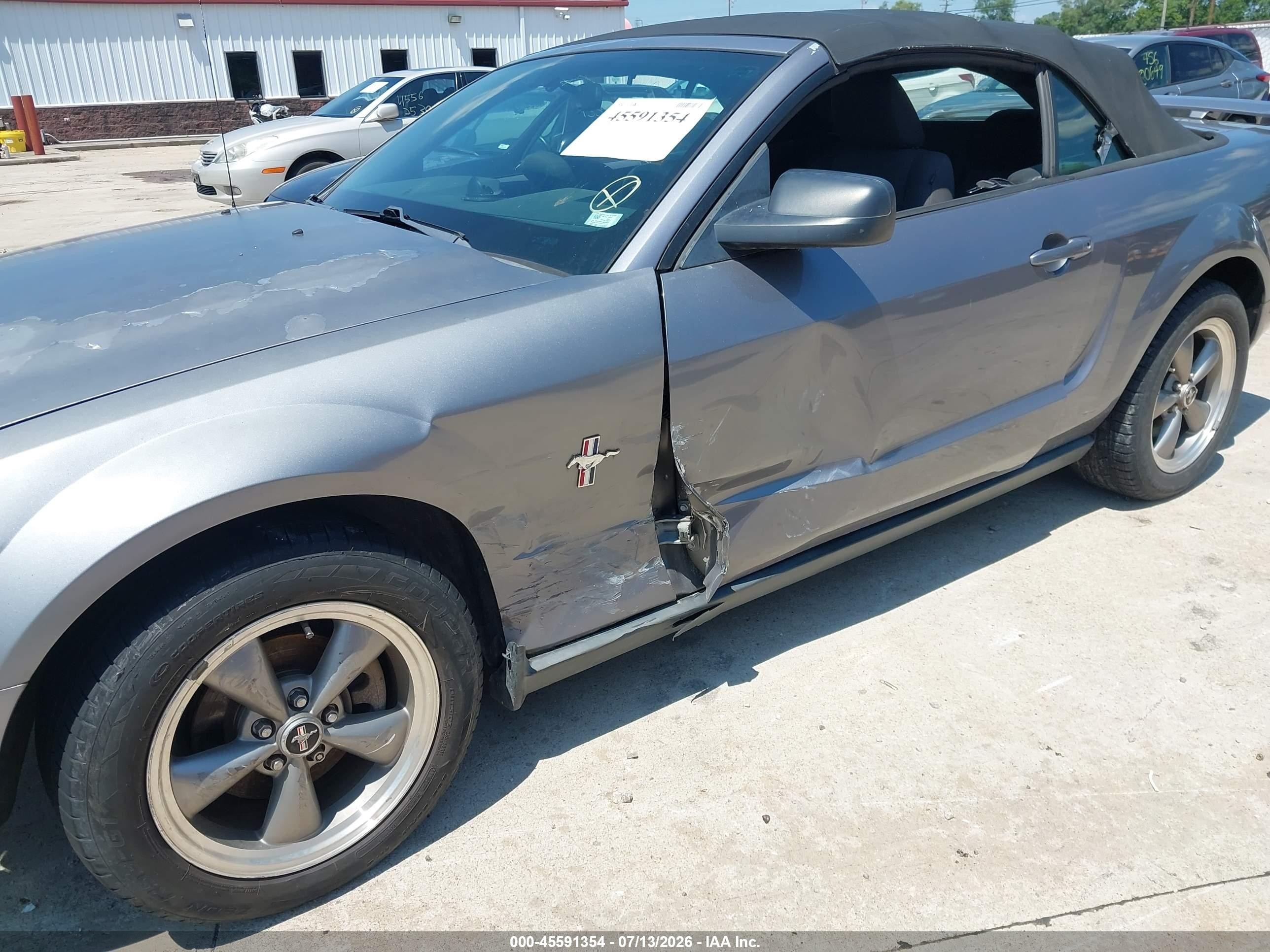 2006 Ford Mustang V6 Gray vin: 1ZVHT84N165219928