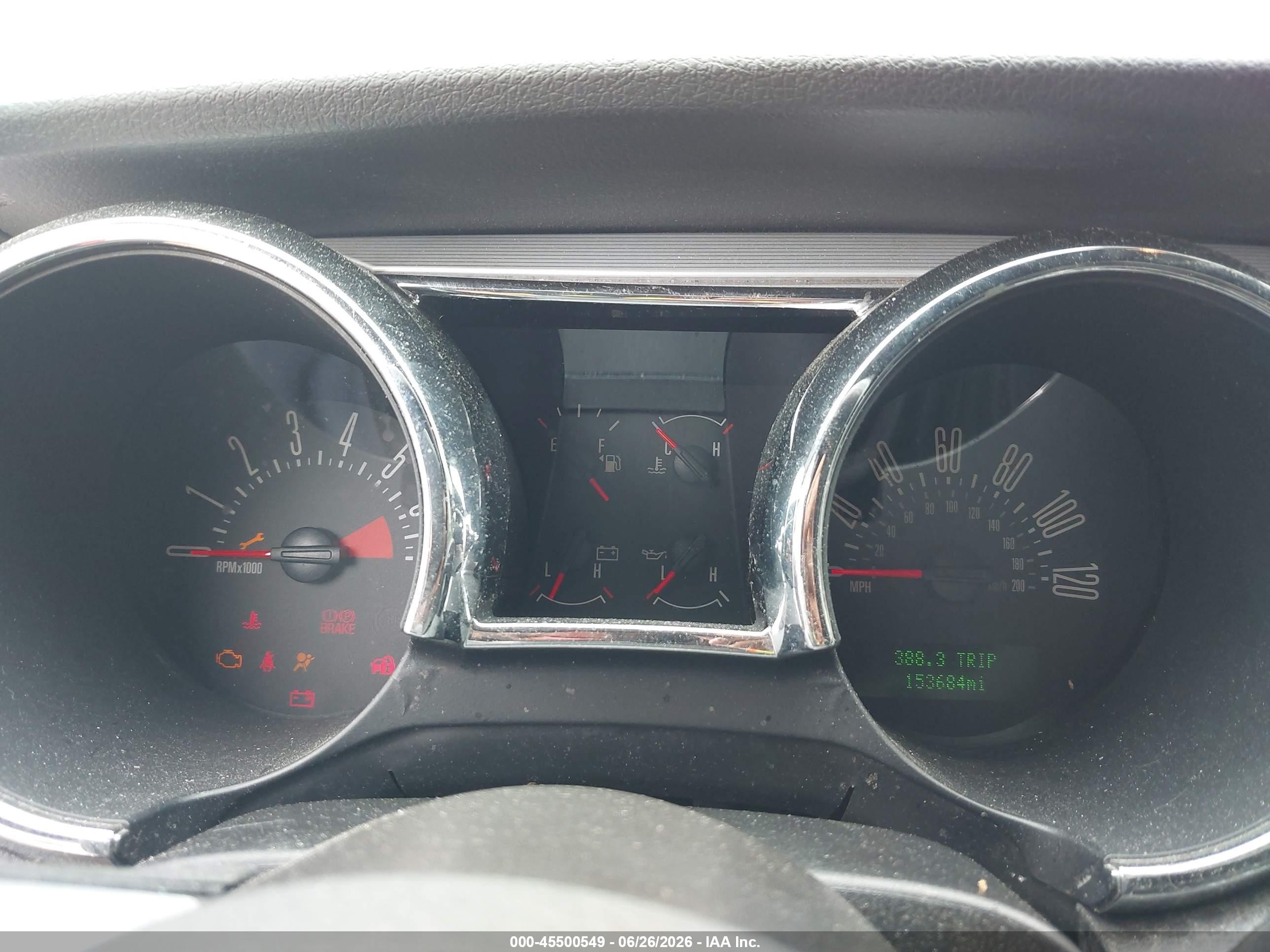 2006 Ford Mustang V6 Red vin: 1ZVHT84N165231318