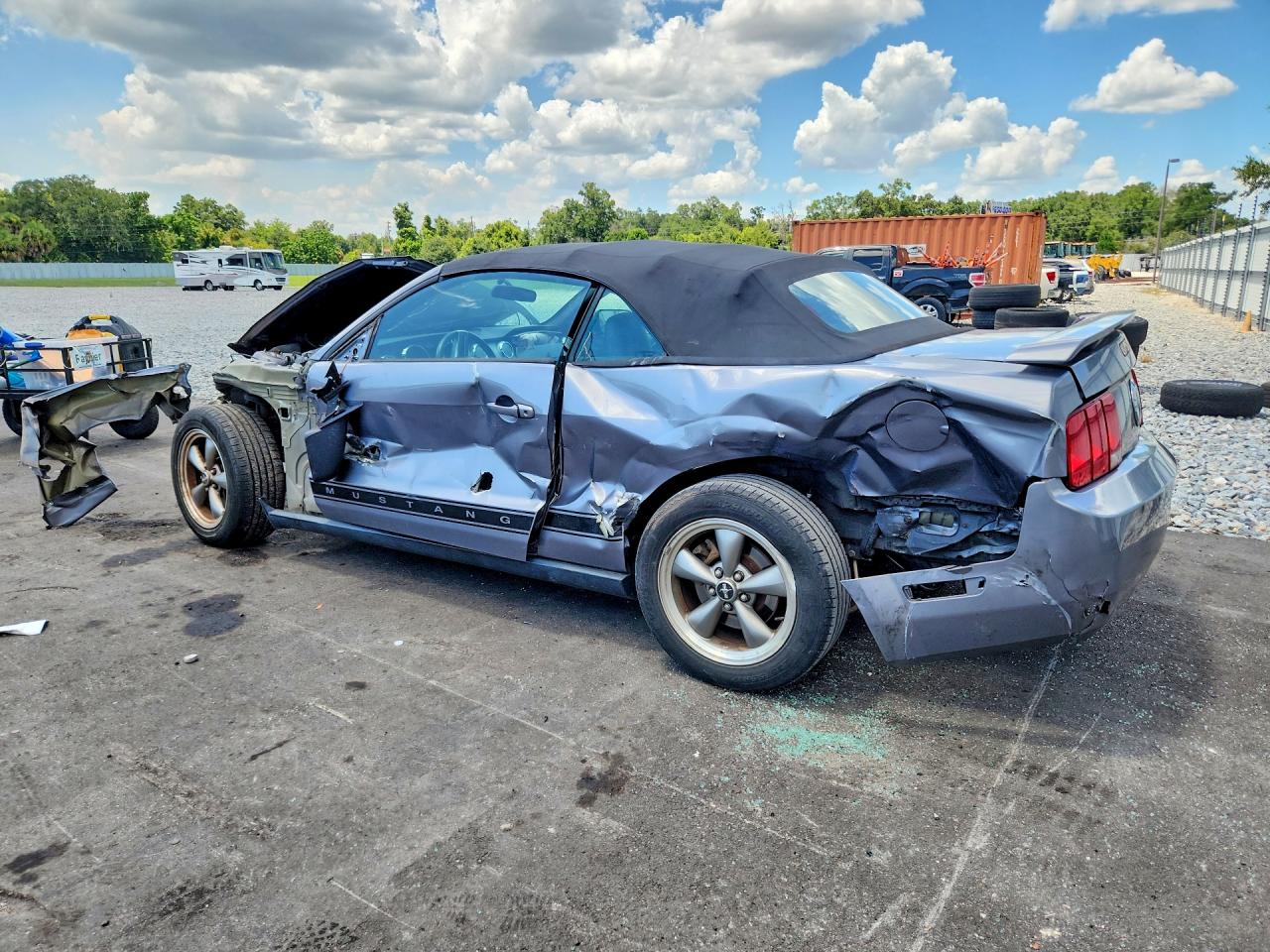 2006 Ford Mustang Gray vin: 1ZVHT84N265259743