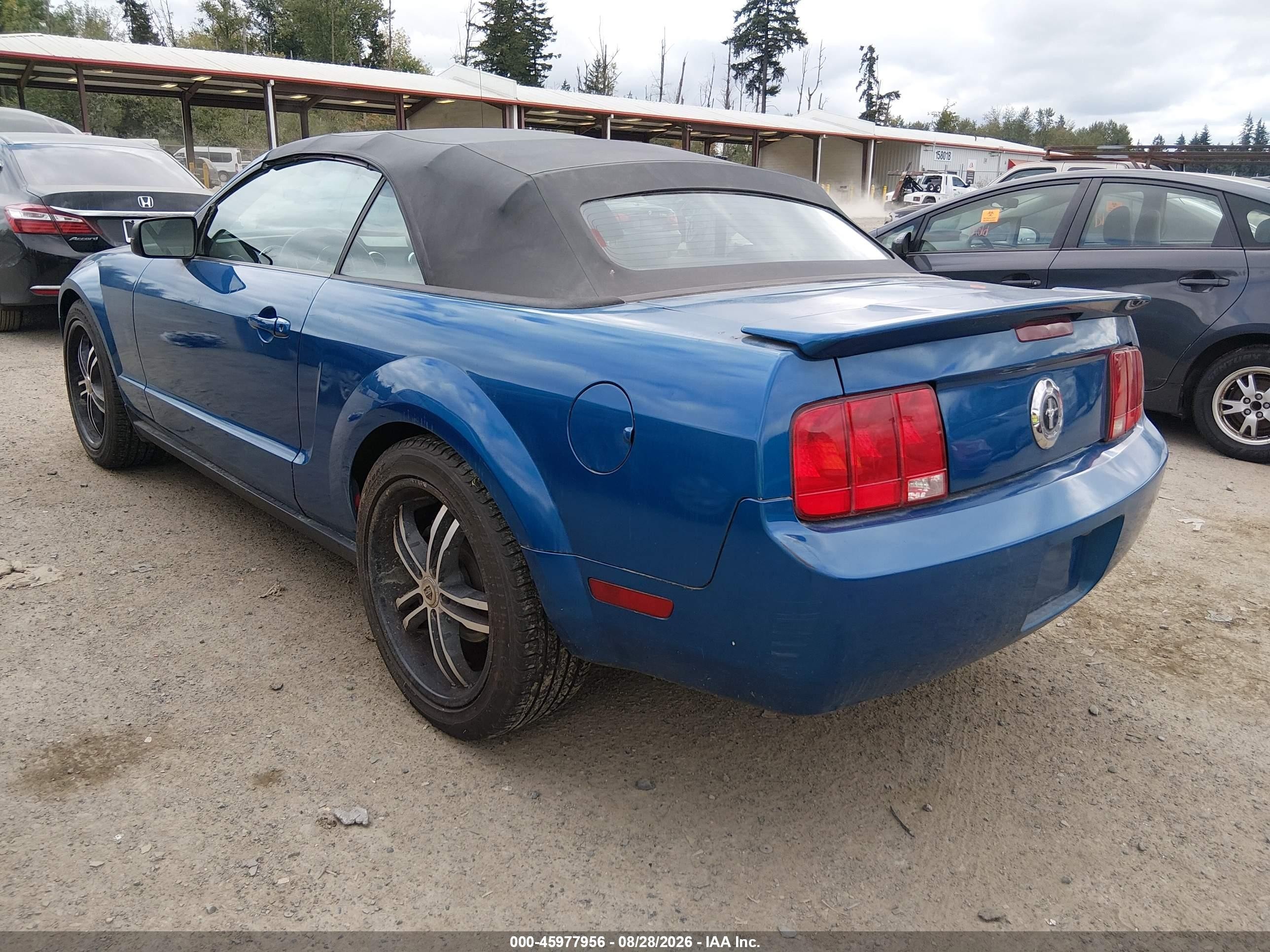 2008 Ford Mustang V6 Deluxe/v6 Premium Blue vin: 1ZVHT84N285141095