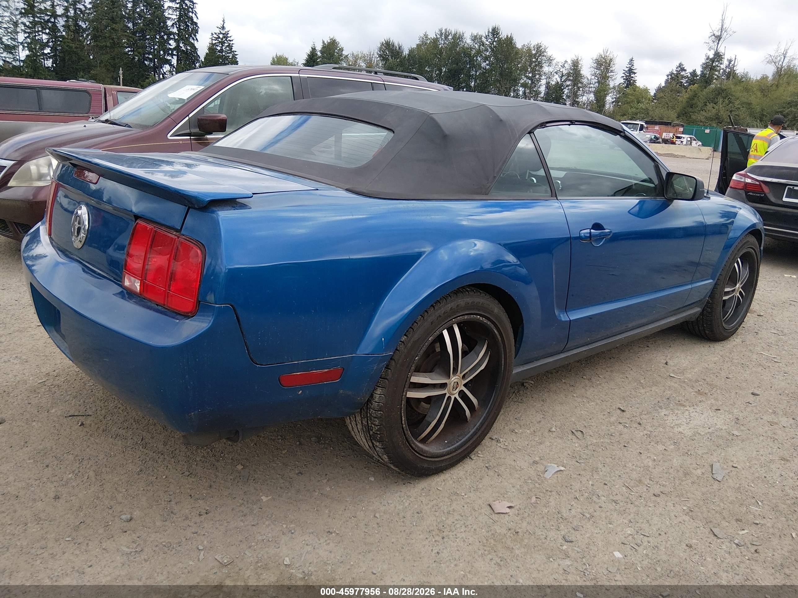 2008 Ford Mustang V6 Deluxe/v6 Premium Blue vin: 1ZVHT84N285141095