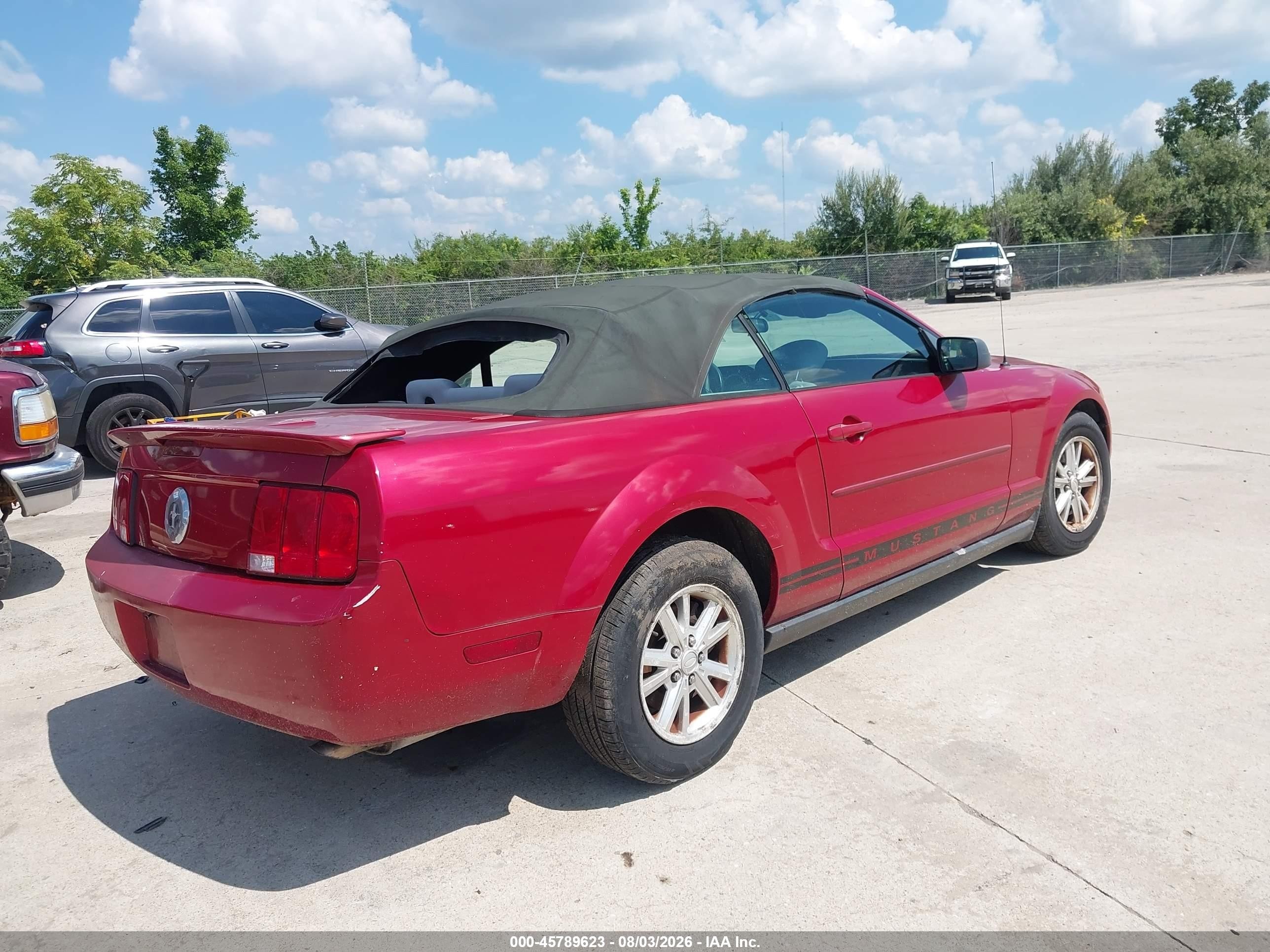 2008 Ford Mustang V6 Deluxe/v6 Premium Red vin: 1ZVHT84N285153456