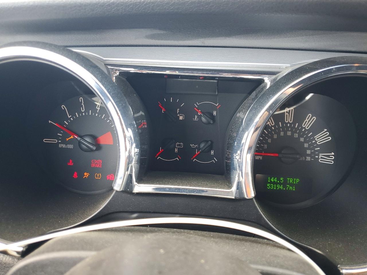 2008 Ford Mustang Silver vin: 1ZVHT84N485159808