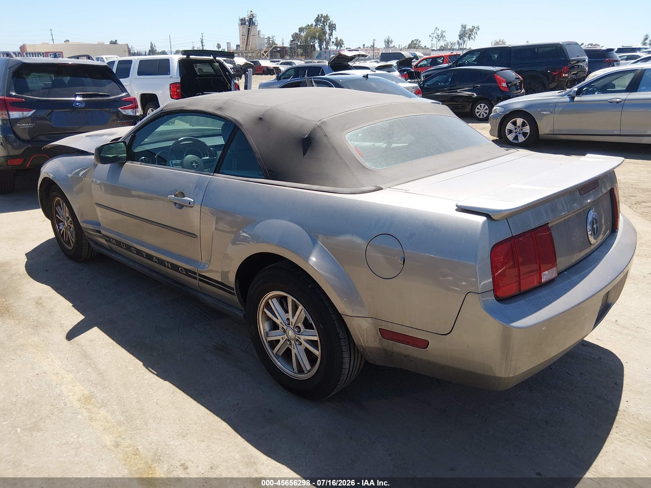 2008 Ford Mustang V6 Deluxe/v6 Premium Silver vin: 1ZVHT84N585178979