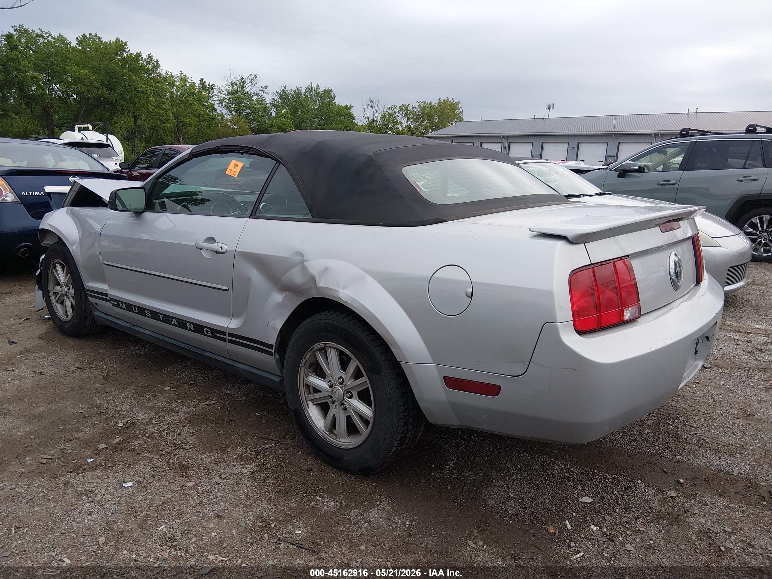 2008 Ford Mustang V6 Deluxe/v6 Premium Silver vin: 1ZVHT84N585190470