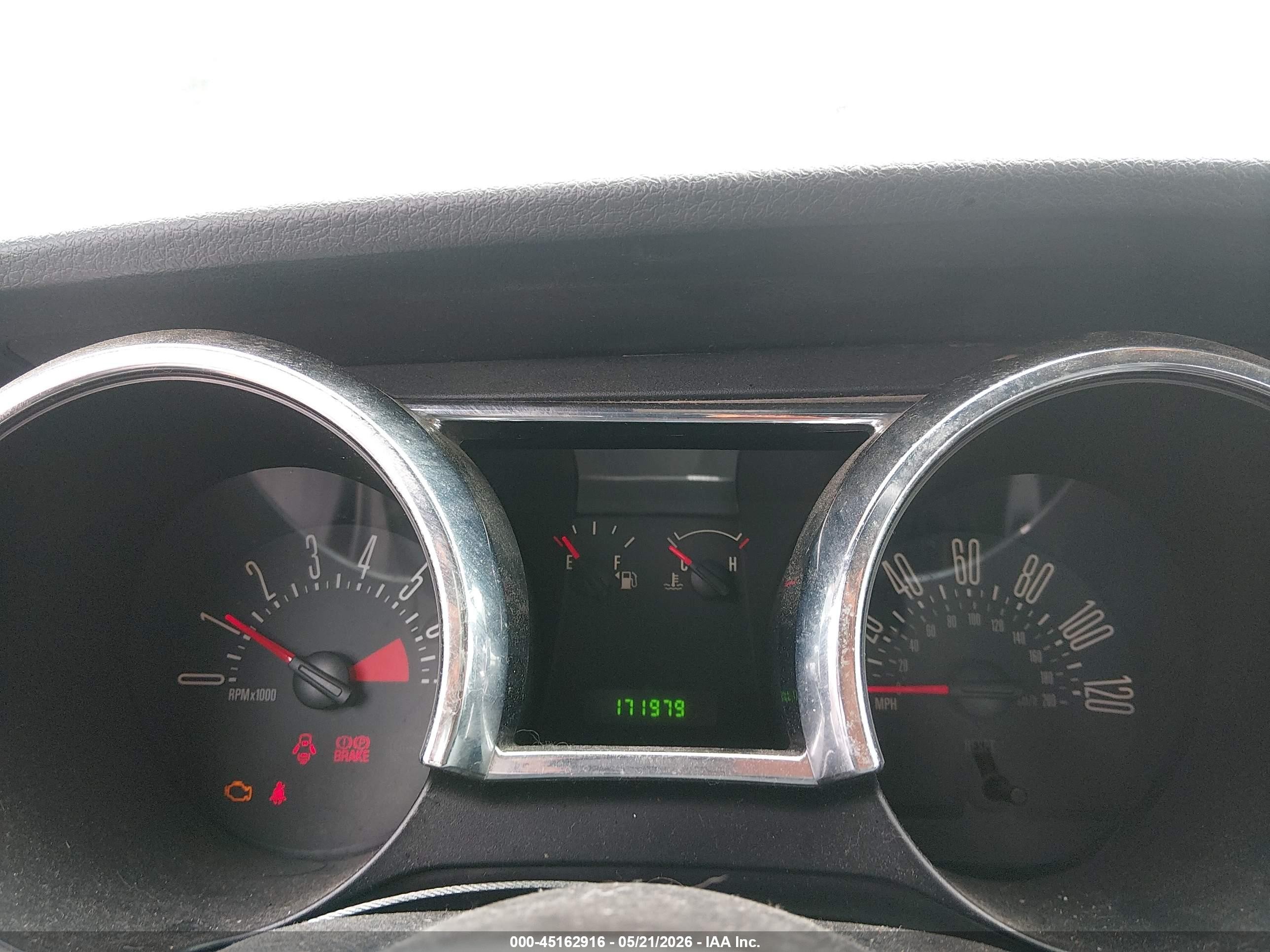 2008 Ford Mustang V6 Deluxe/v6 Premium Silver vin: 1ZVHT84N585190470