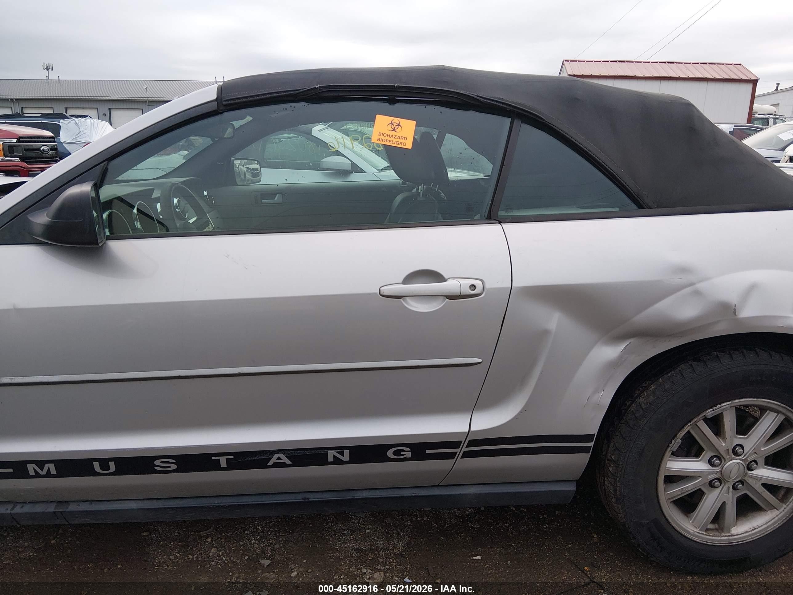 2008 Ford Mustang V6 Deluxe/v6 Premium Silver vin: 1ZVHT84N585190470