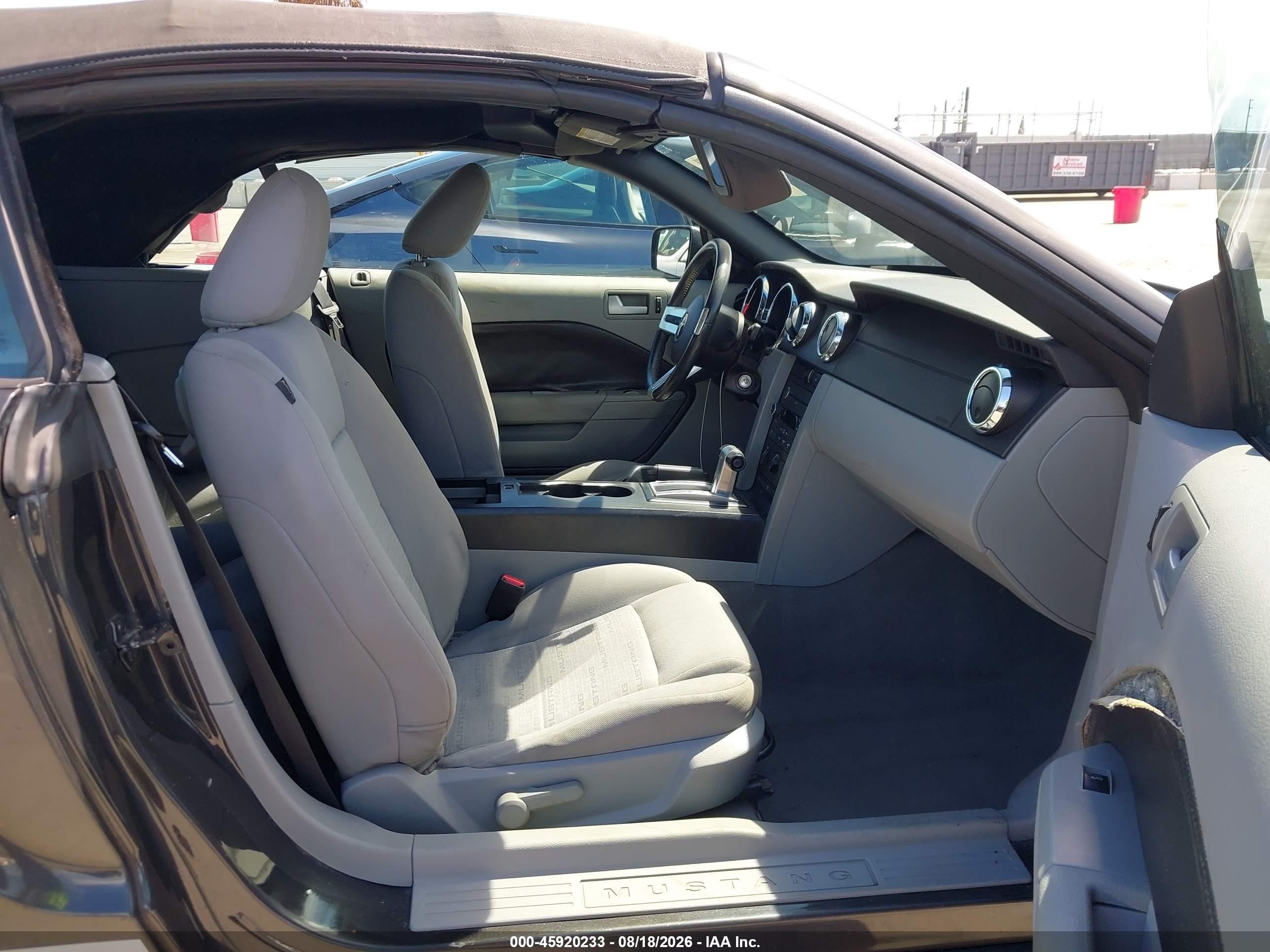2009 Ford Mustang V6/v6 Premium Gray vin: 1ZVHT84N595108223
