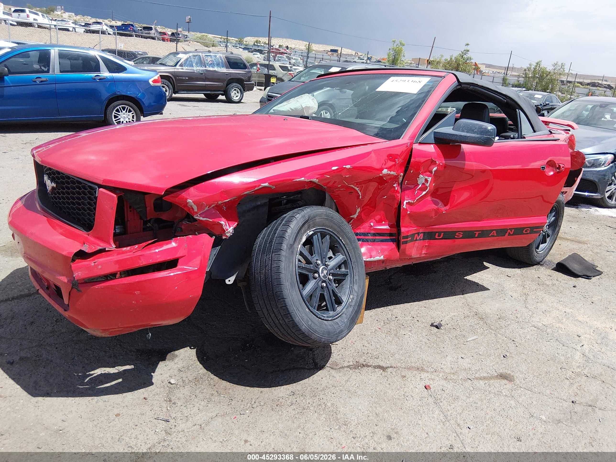 2006 Ford Mustang V6 Red vin: 1ZVHT84N665144675