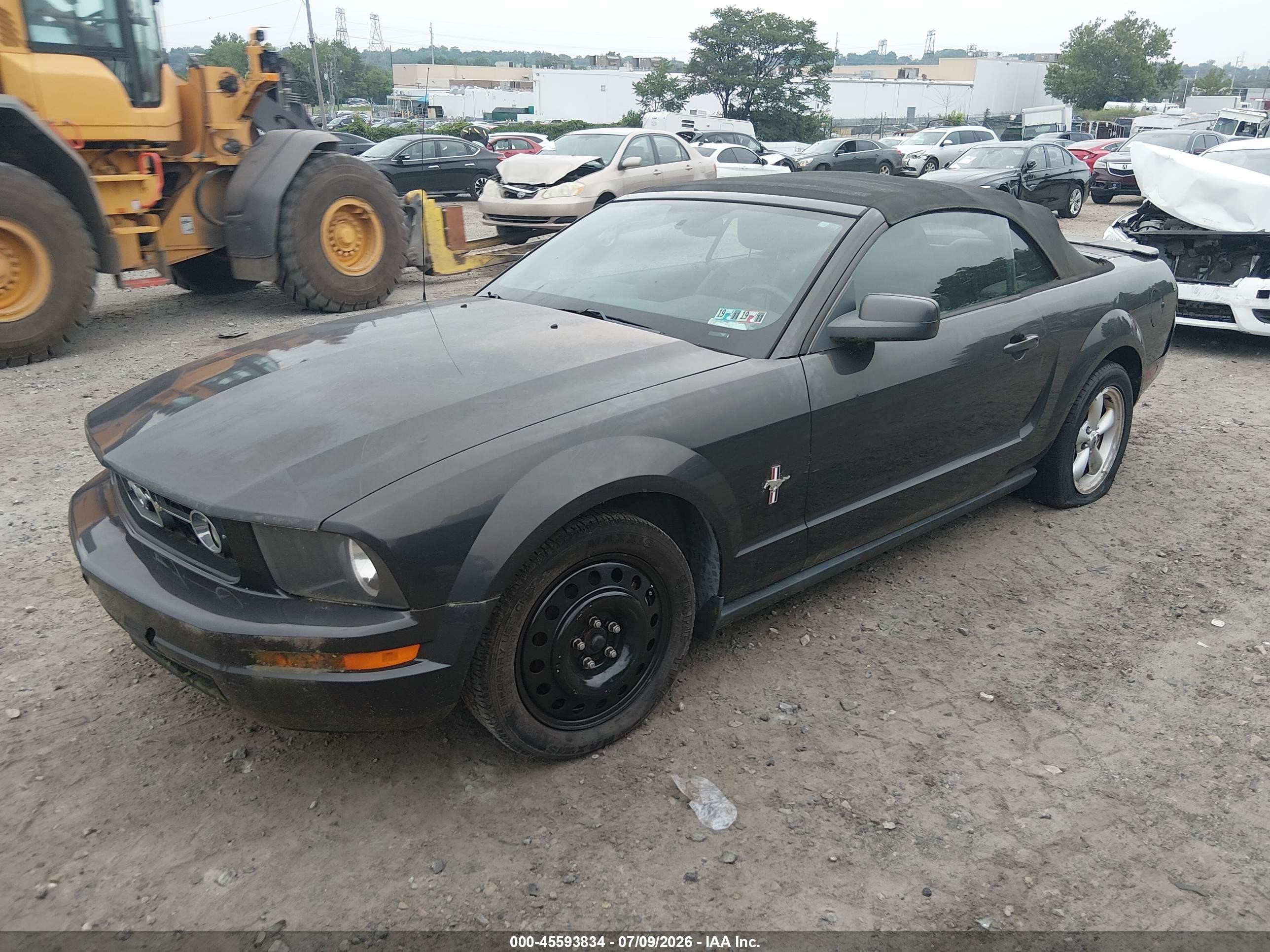 2007 Ford Mustang V6 Deluxe/v6 Premium Gray vin: 1ZVHT84N675364769