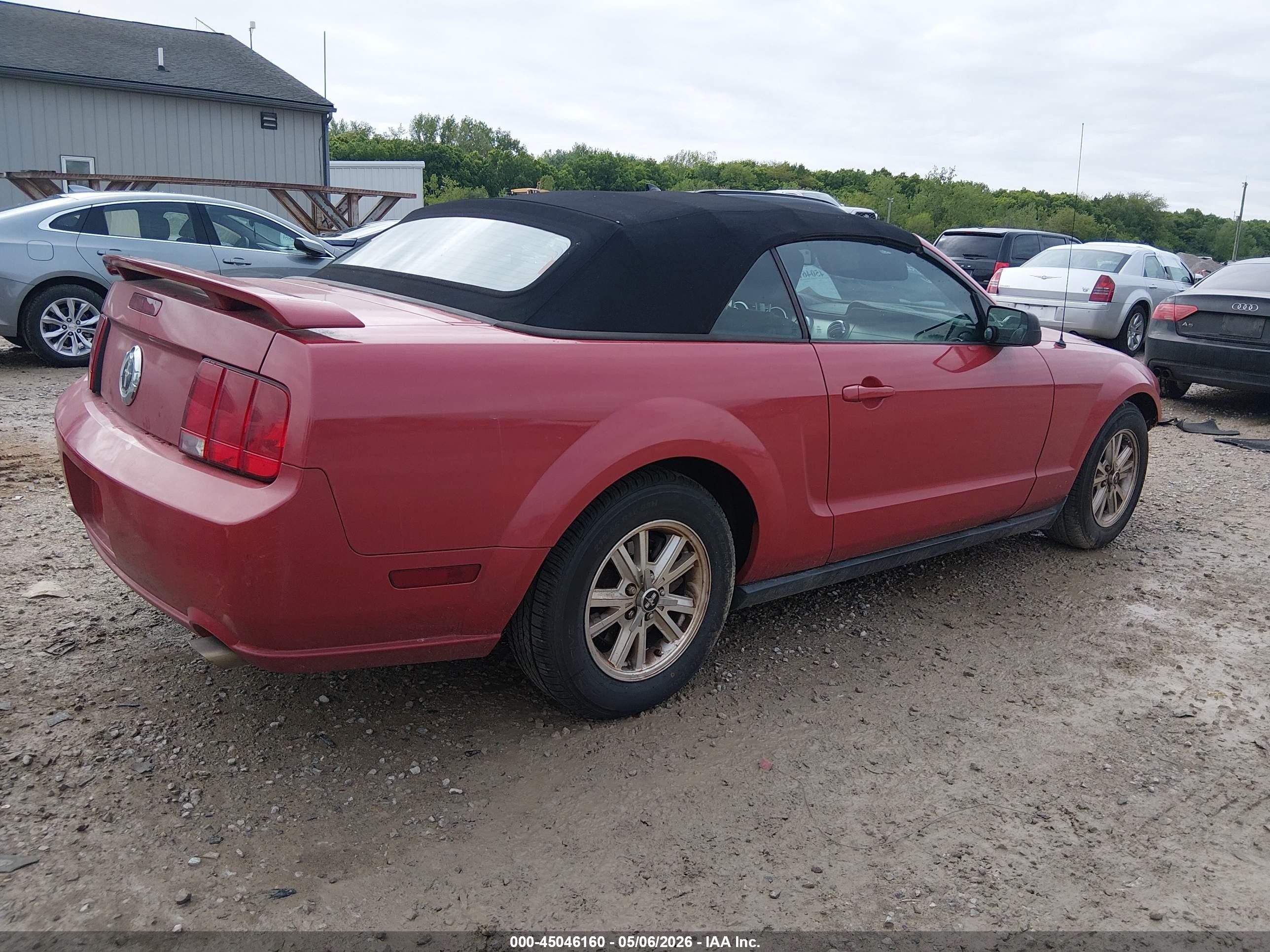 2007 Ford Mustang V6 Deluxe/v6 Premium Red vin: 1ZVHT84N775350654