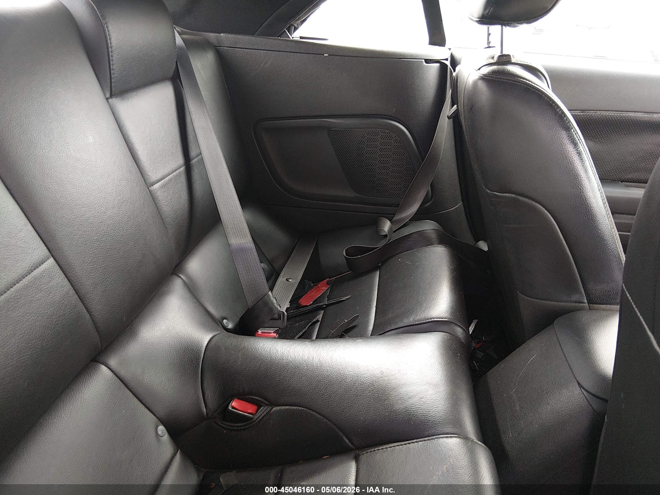 2007 Ford Mustang V6 Deluxe/v6 Premium Red vin: 1ZVHT84N775350654