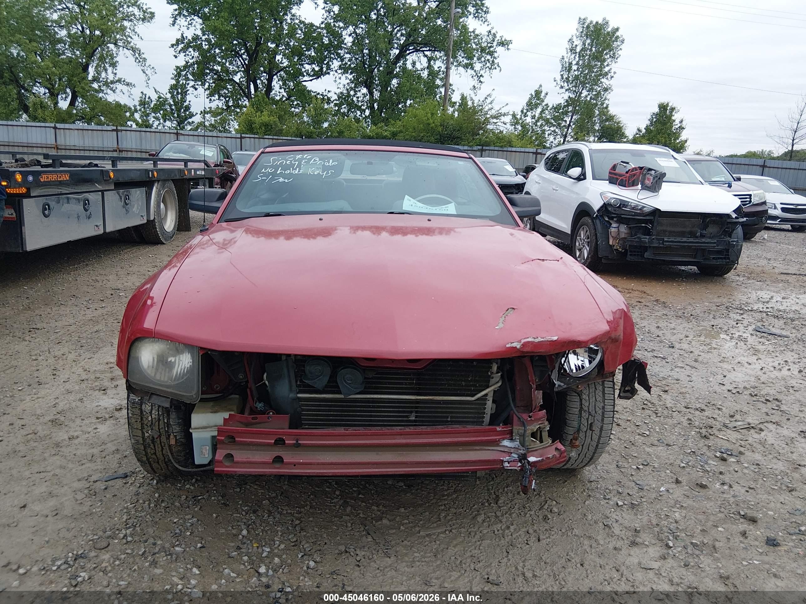 2007 Ford Mustang V6 Deluxe/v6 Premium Red vin: 1ZVHT84N775350654