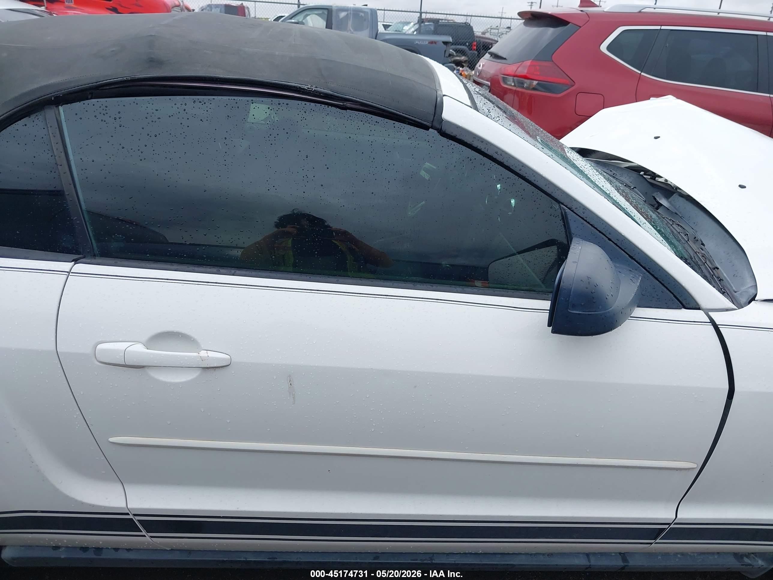 2008 Ford Mustang V6 Deluxe/v6 Premium White vin: 1ZVHT84N785144297