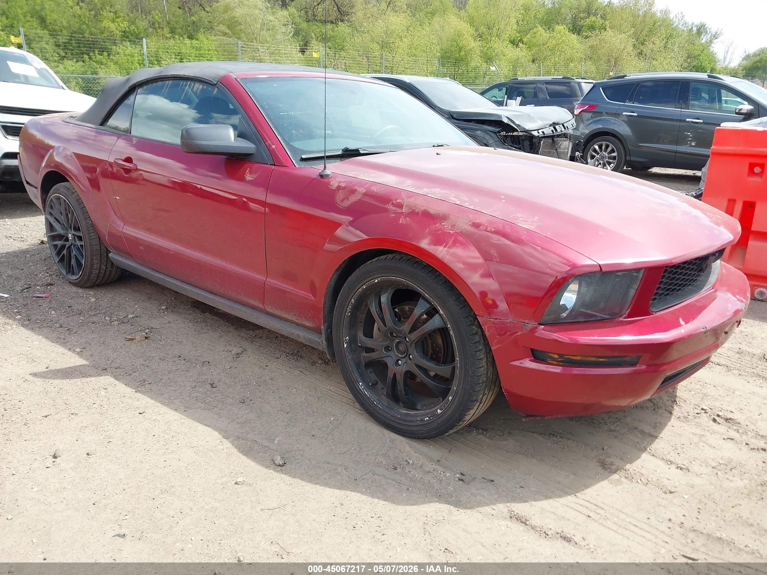 2009 Ford Mustang V6/v6 Premium Red vin: 1ZVHT84N795133995