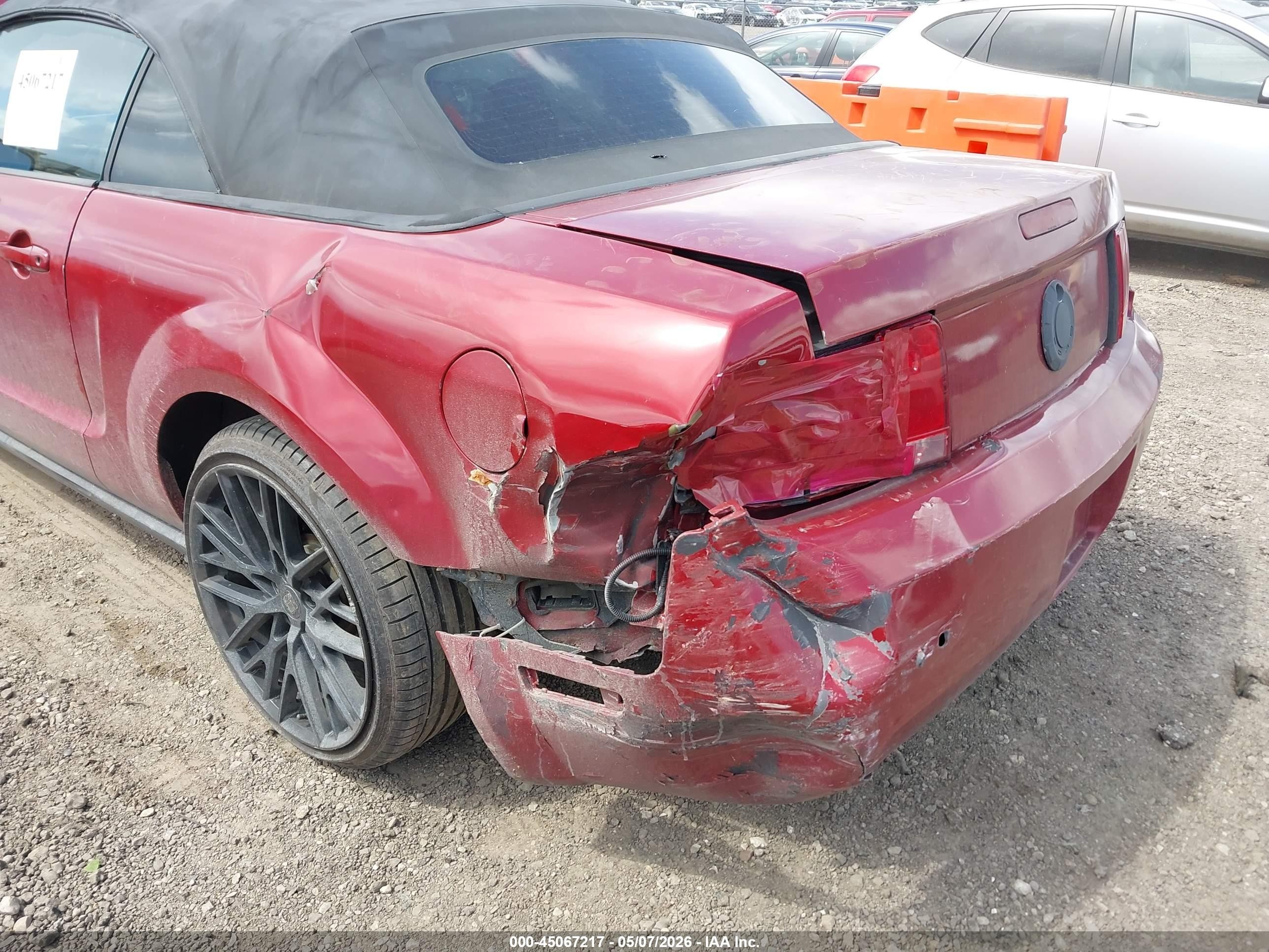 2009 Ford Mustang V6/v6 Premium Red vin: 1ZVHT84N795133995