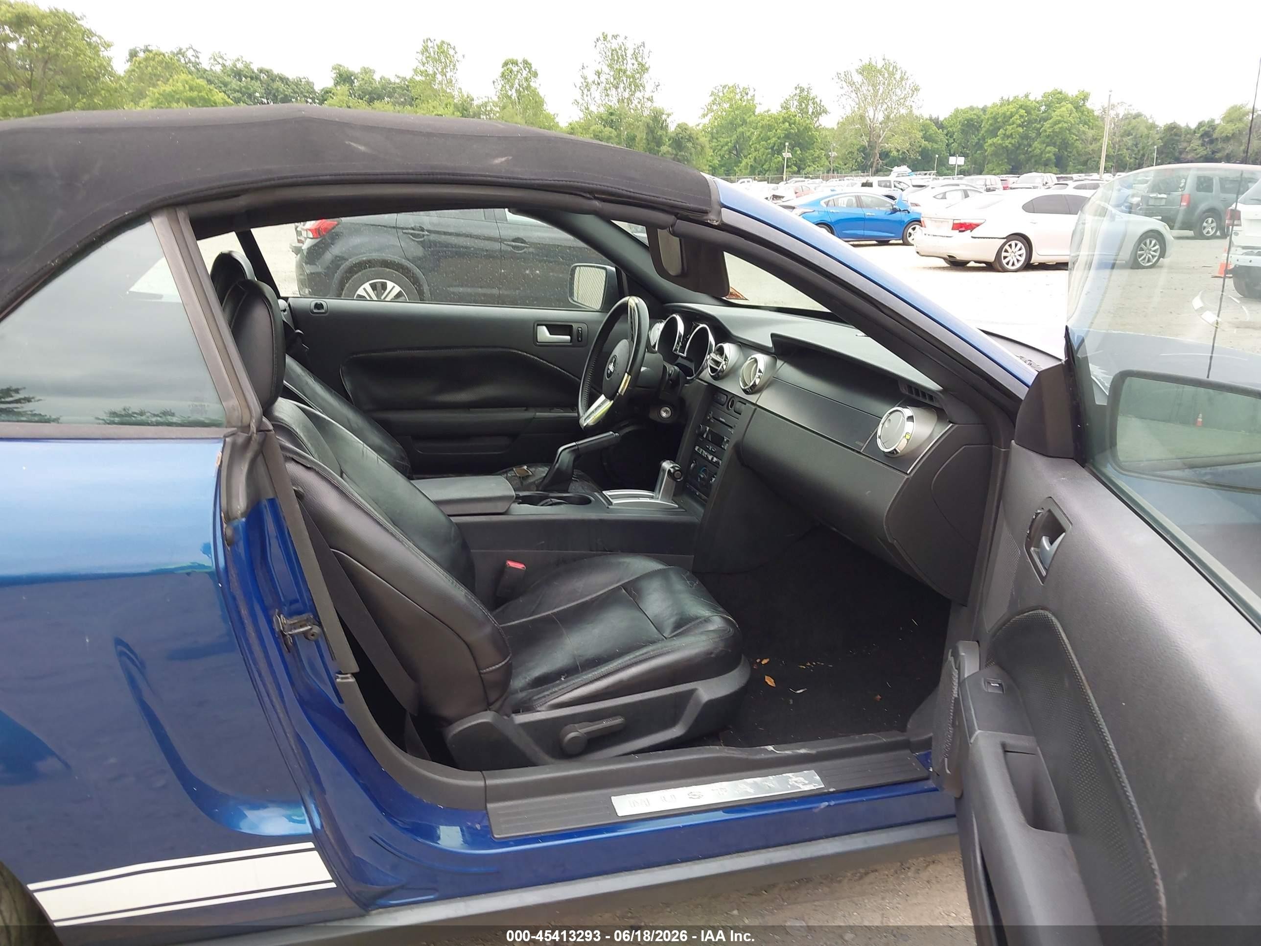 2007 Ford Mustang V6 Deluxe/v6 Premium Blue vin: 1ZVHT84N975197842